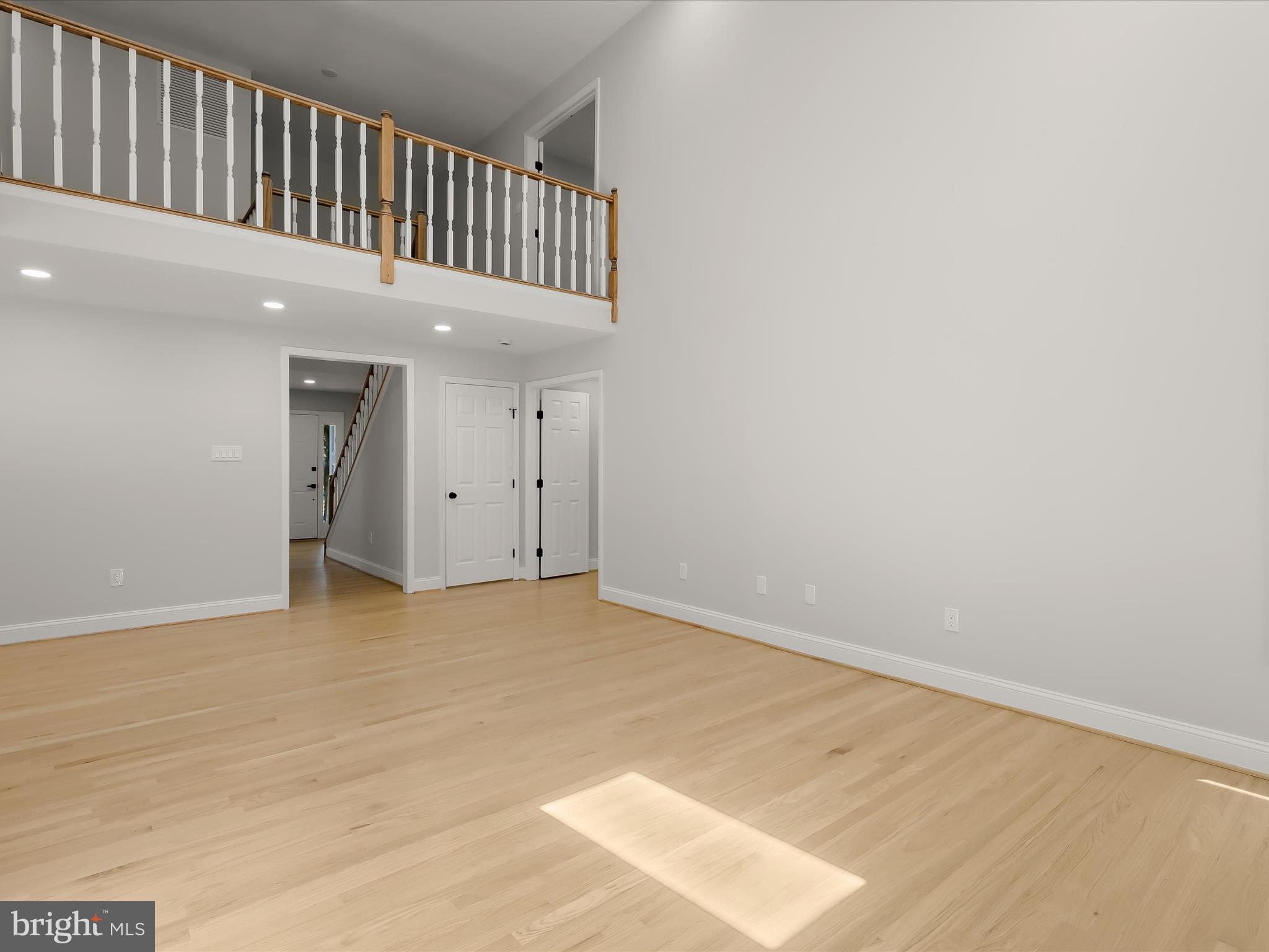 GABLES AT SUMMIT CHASE - Residential