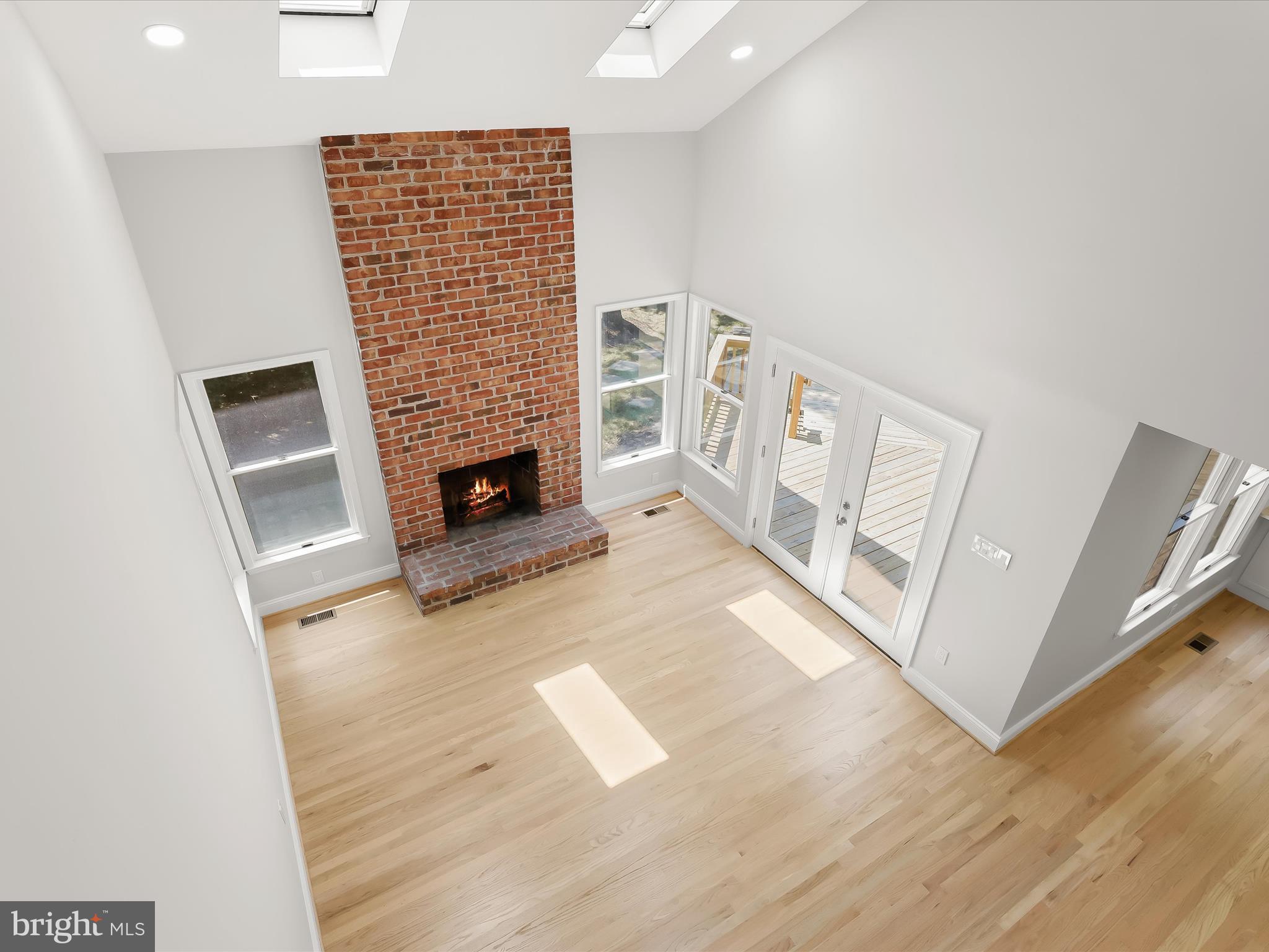 GABLES AT SUMMIT CHASE - Residential