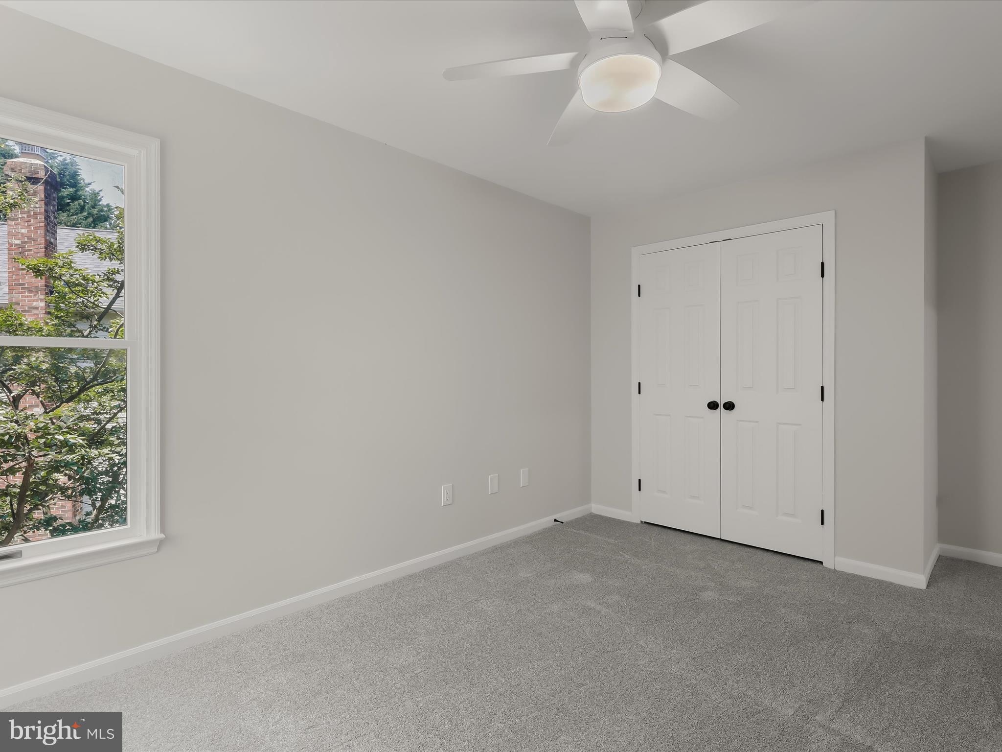 GABLES AT SUMMIT CHASE - Residential