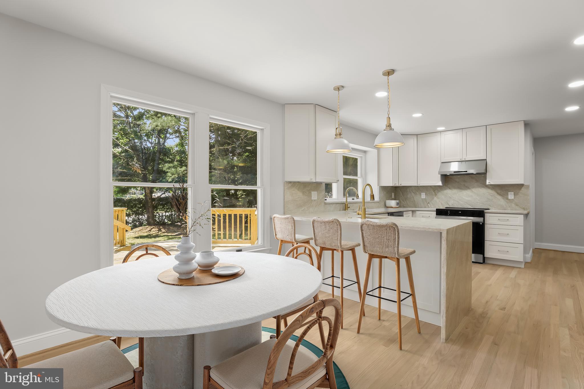 GABLES AT SUMMIT CHASE - Residential