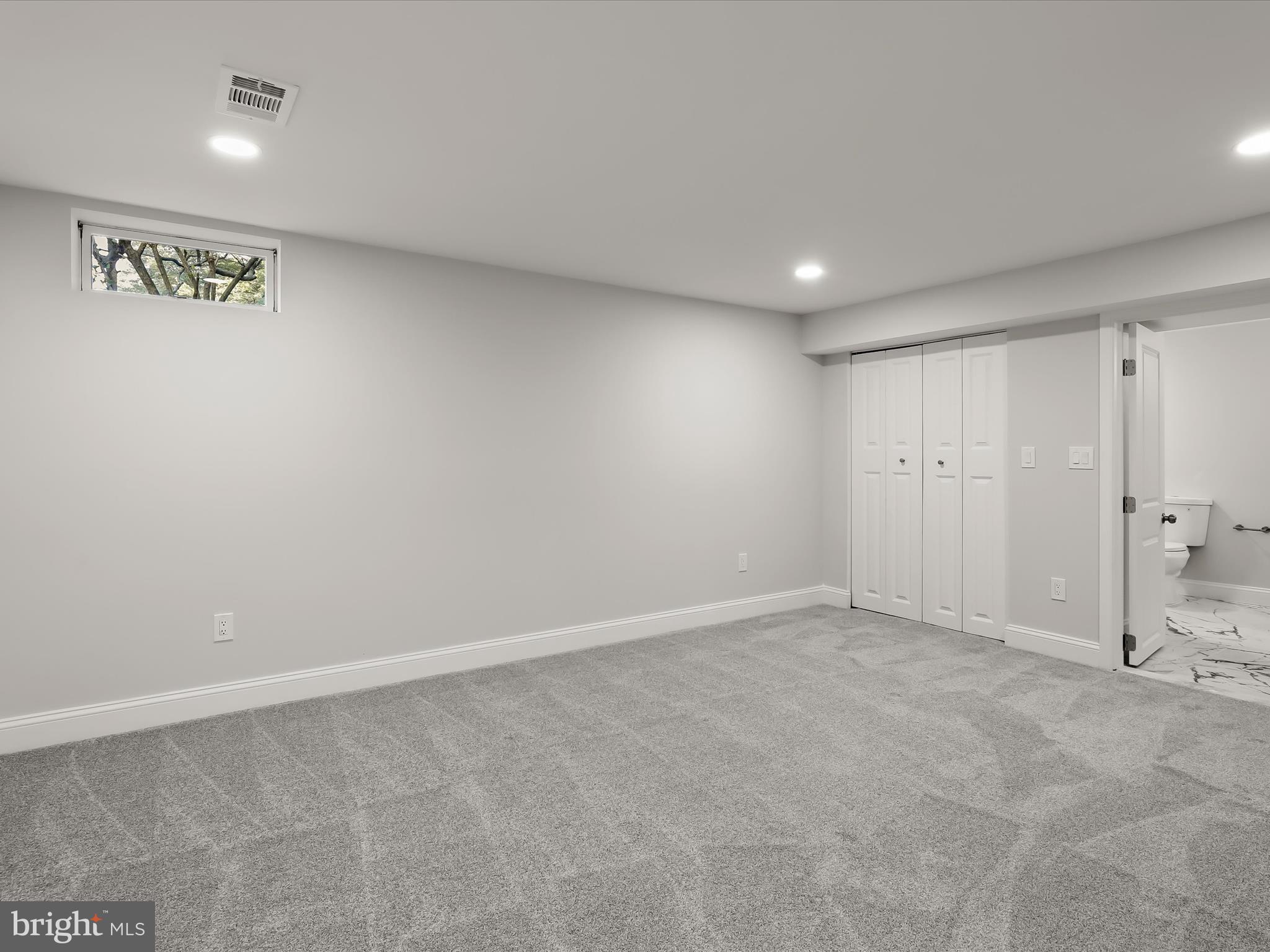 GABLES AT SUMMIT CHASE - Residential