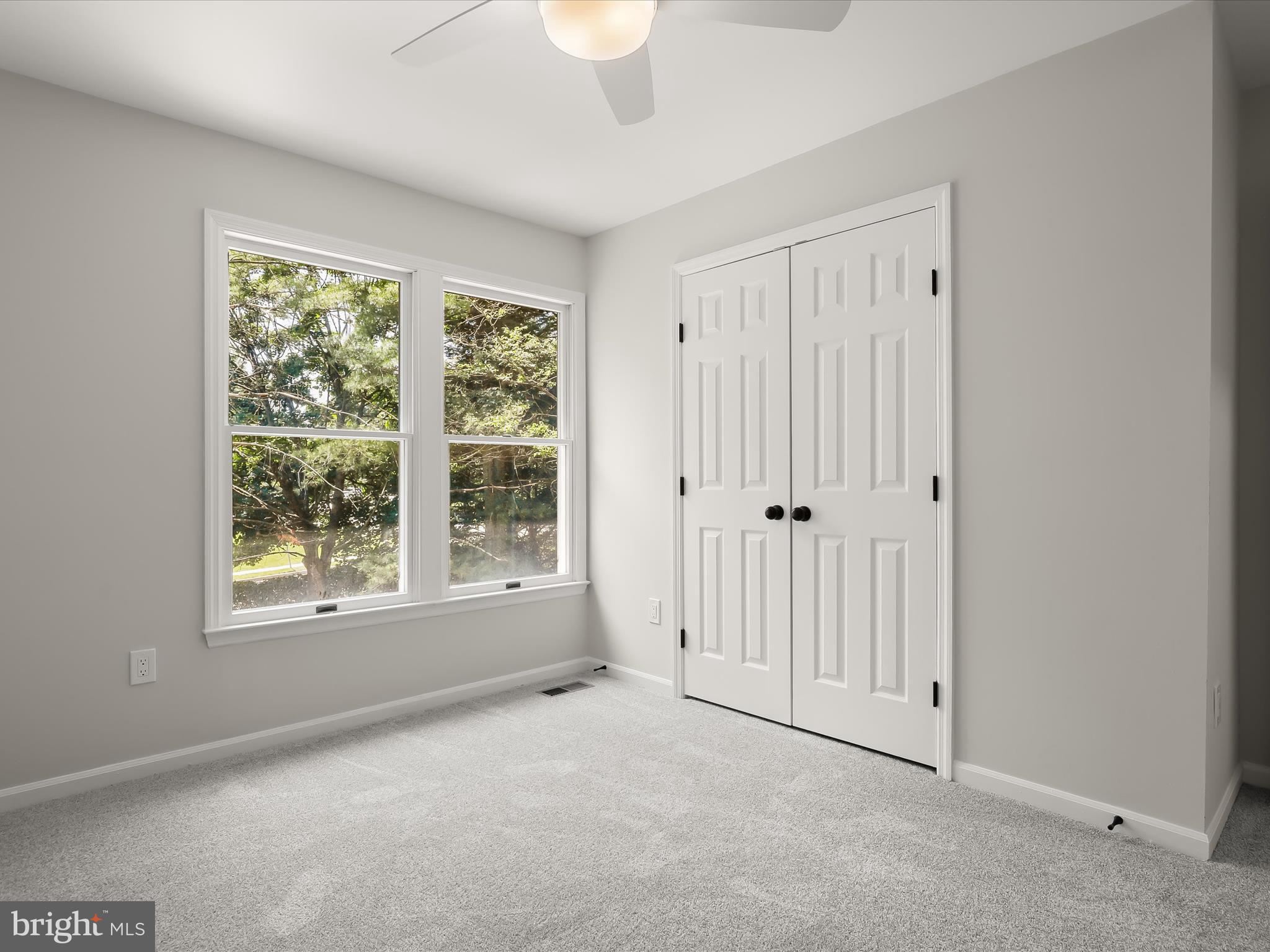GABLES AT SUMMIT CHASE - Residential