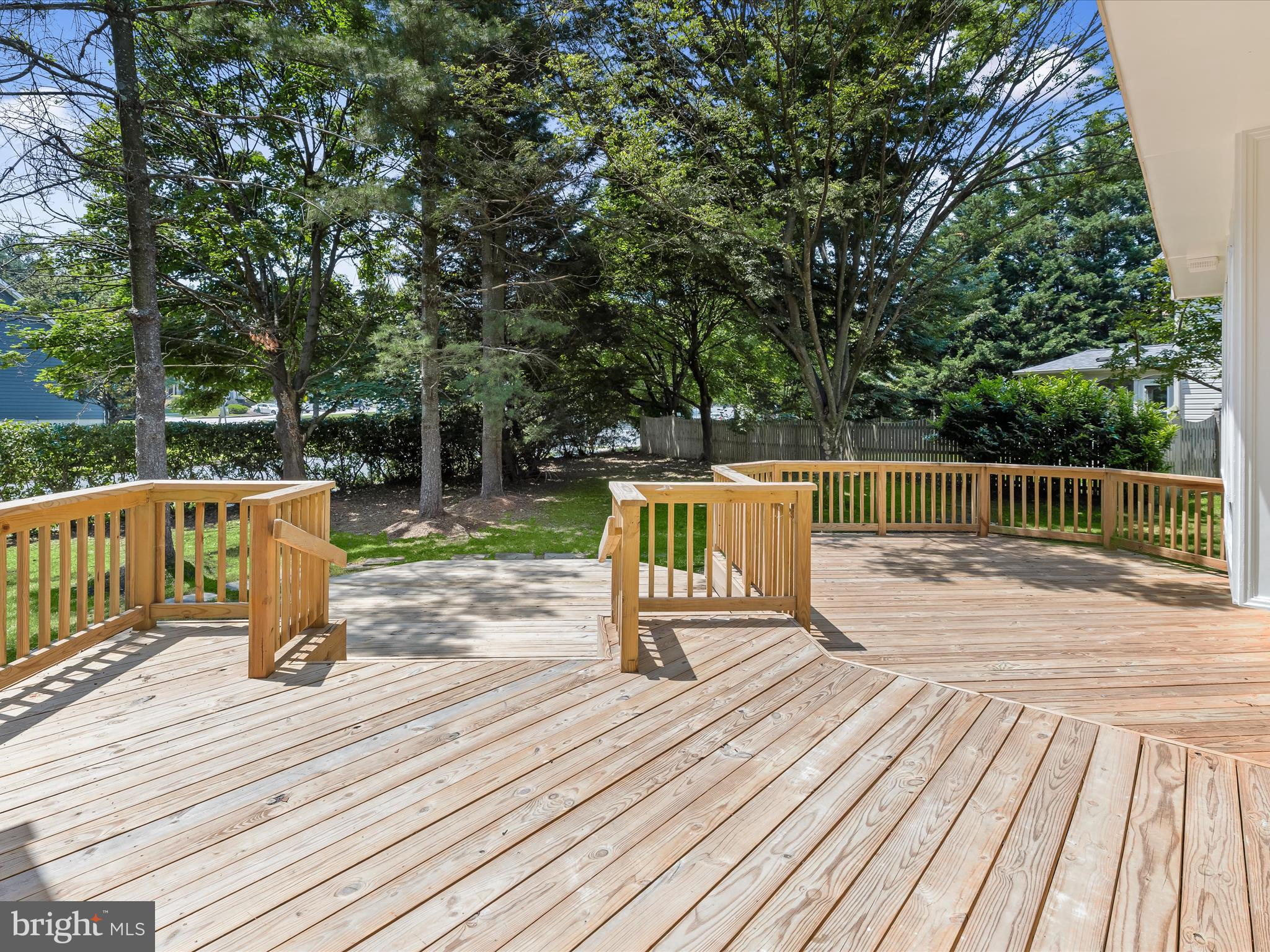GABLES AT SUMMIT CHASE - Residential