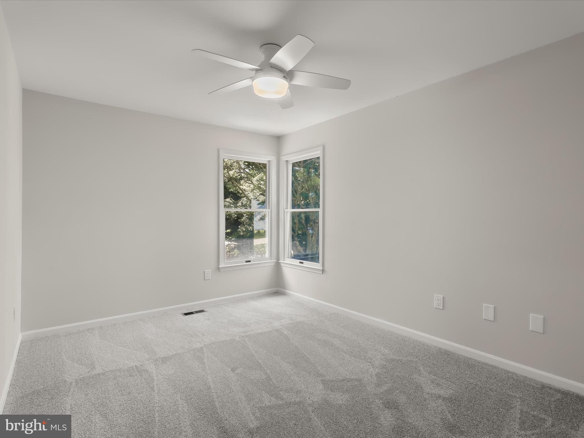 GABLES AT SUMMIT CHASE - Residential