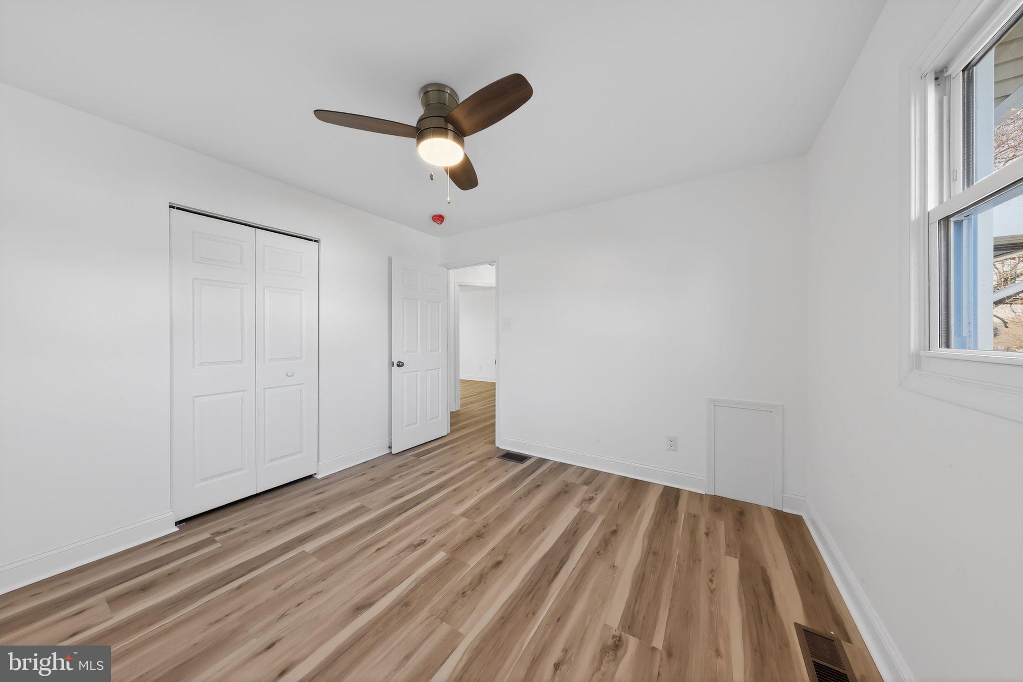 OLD MILL MANOR - Residential