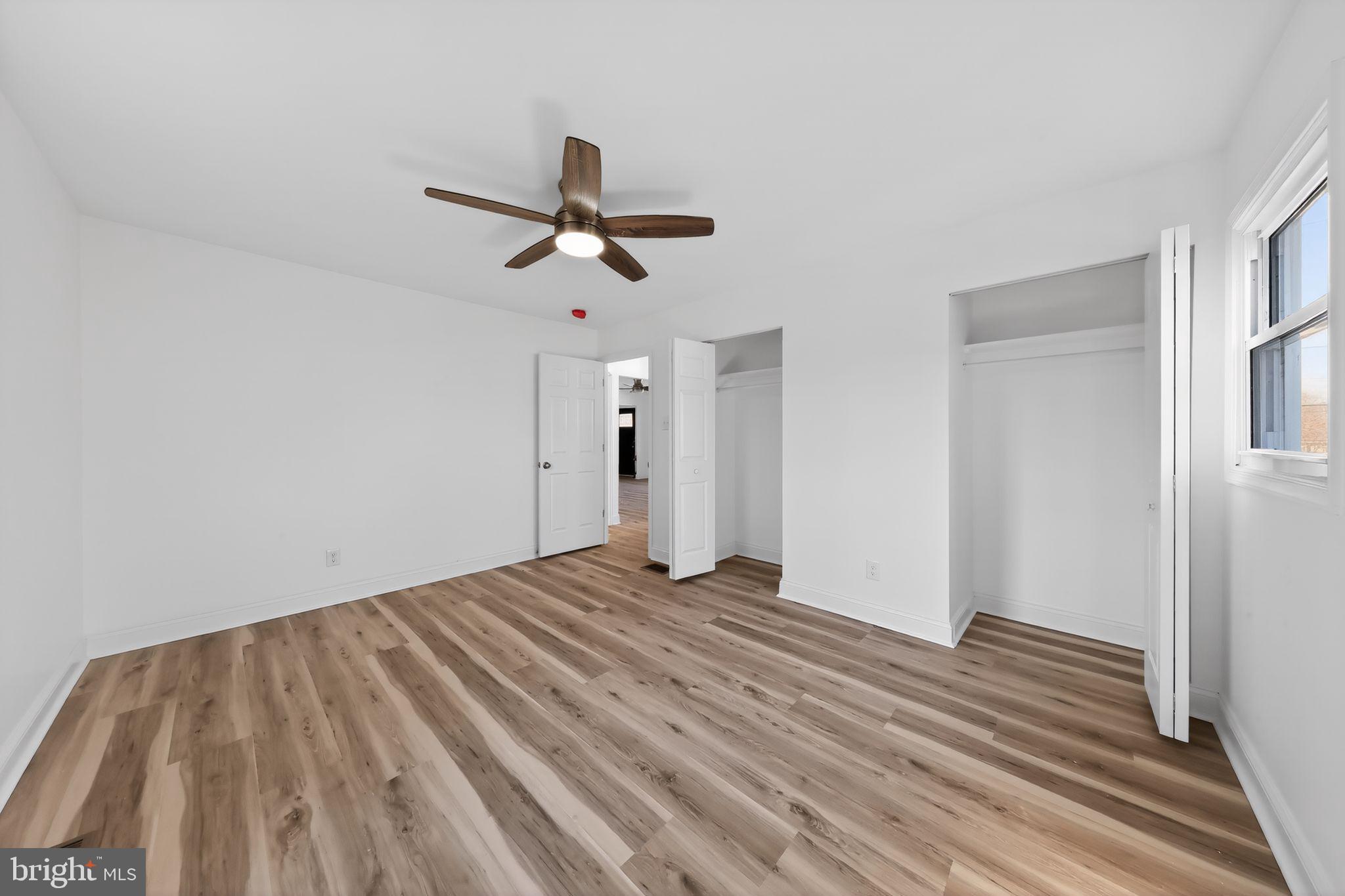 OLD MILL MANOR - Residential