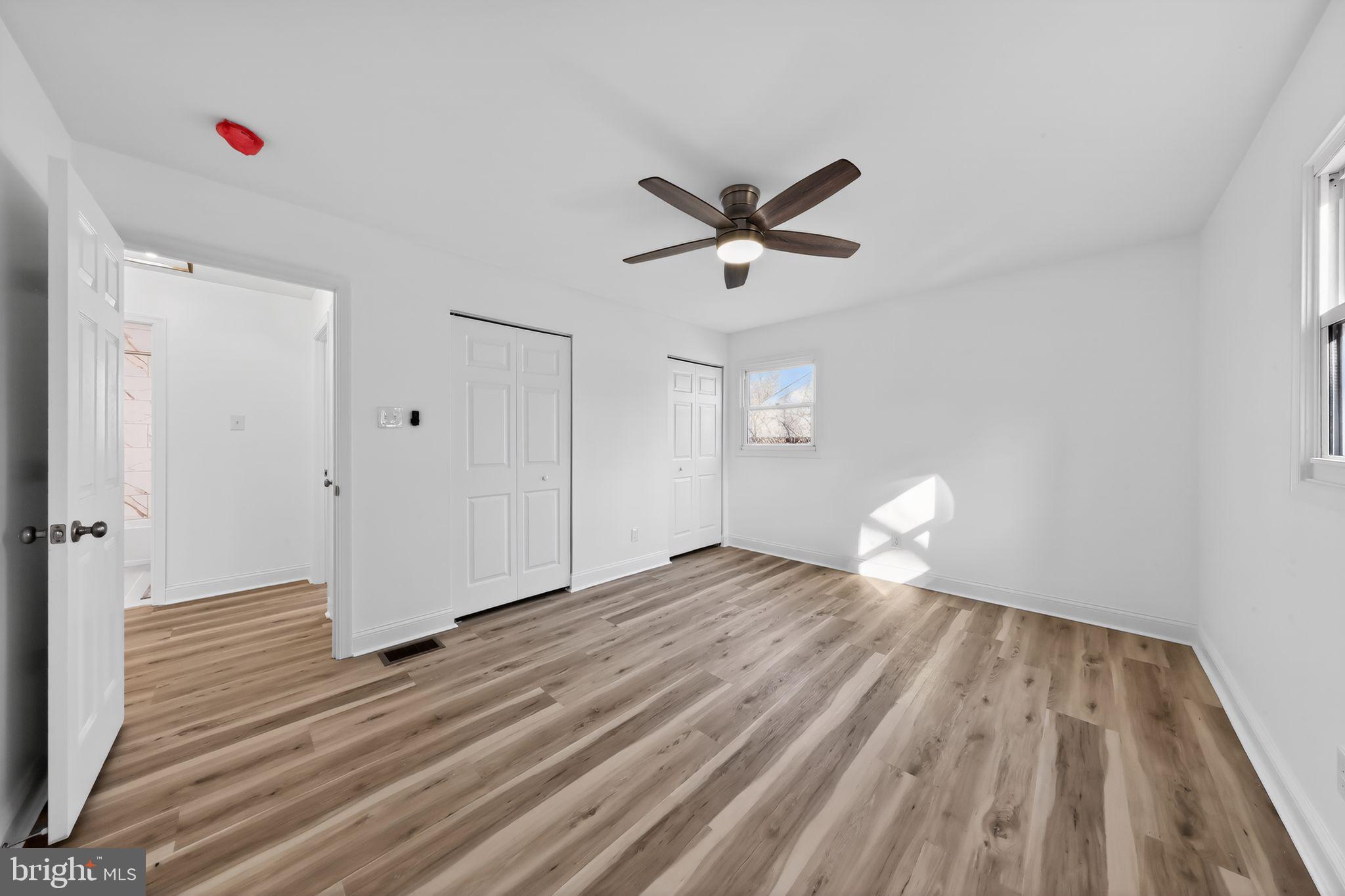 OLD MILL MANOR - Residential