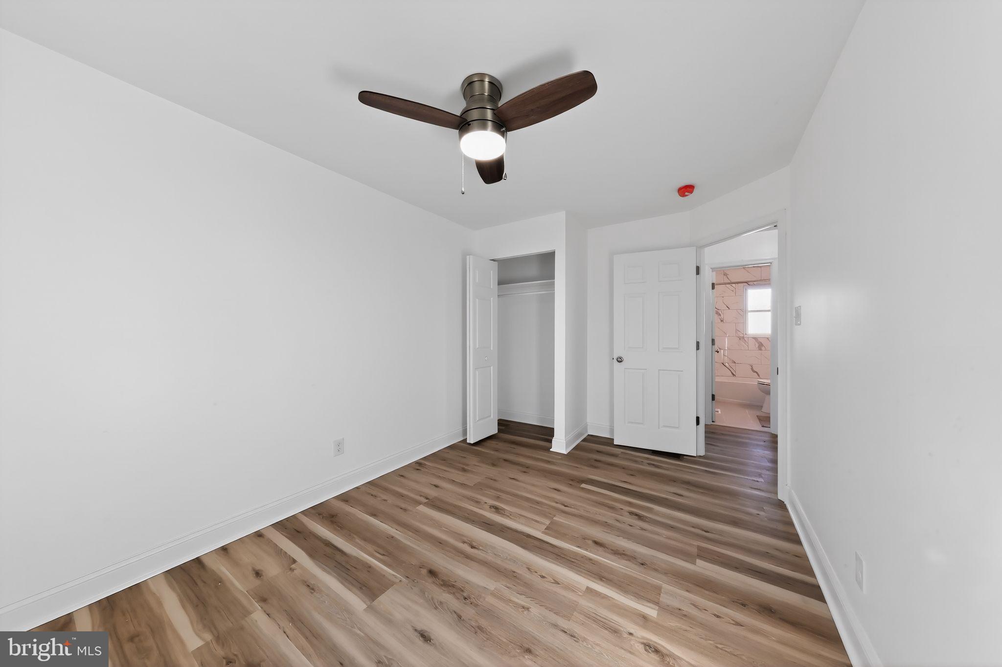 OLD MILL MANOR - Residential