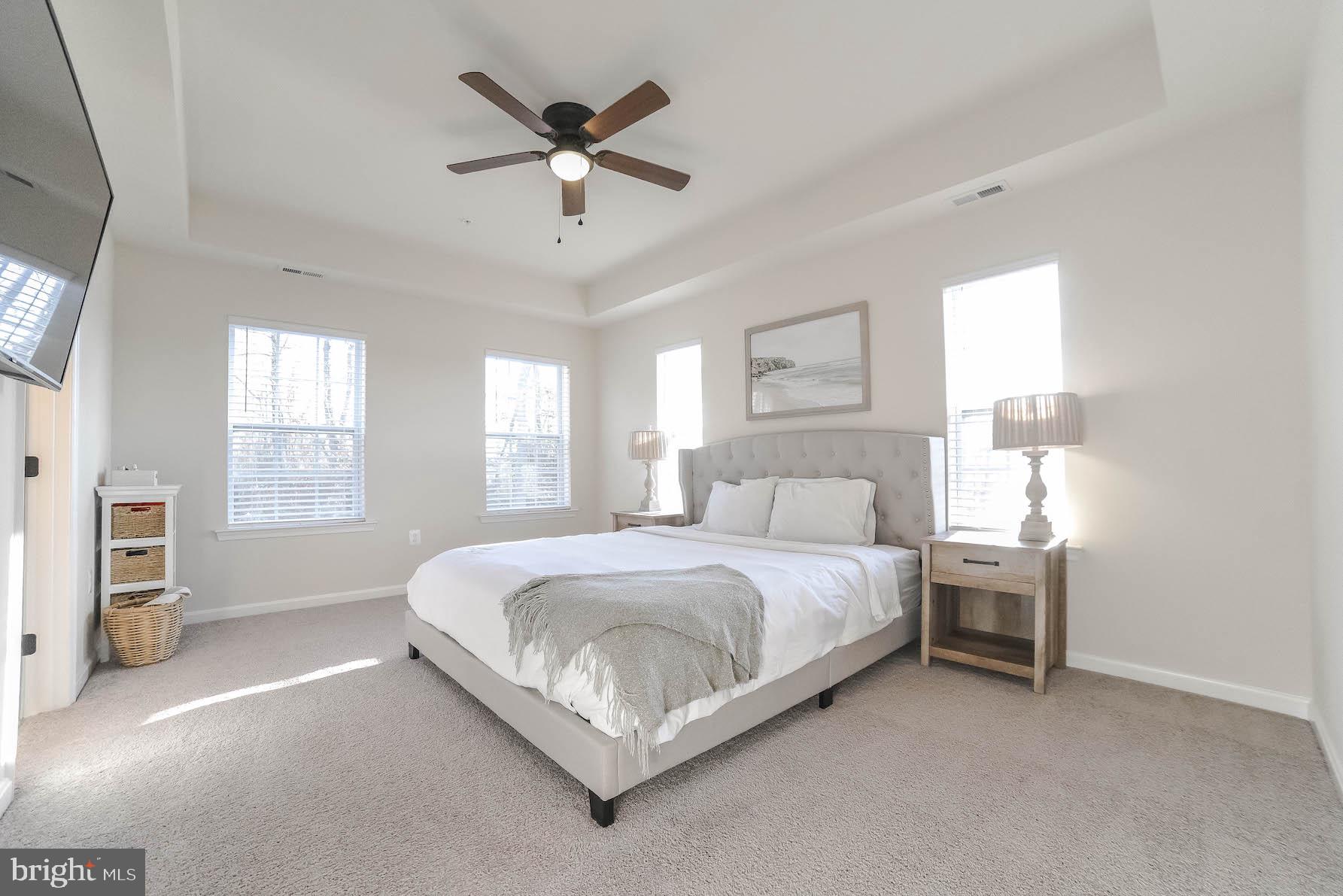 ELIZABETH HILLS - Residential