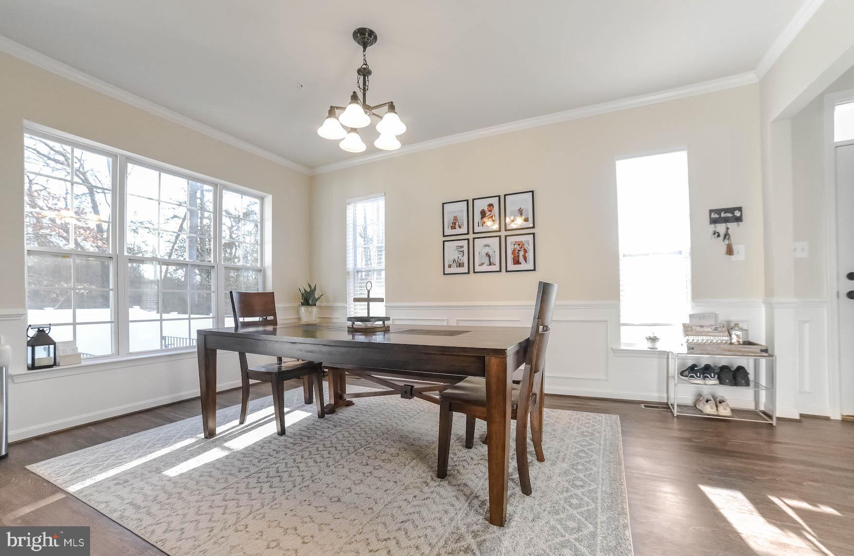 ELIZABETH HILLS - Residential