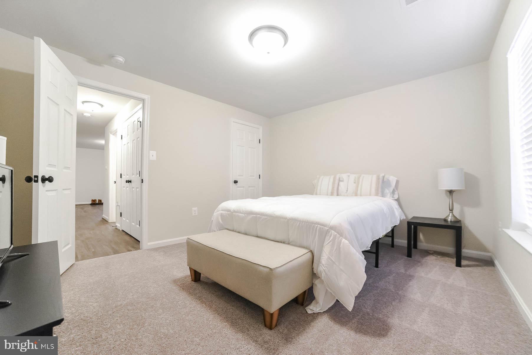 ELIZABETH HILLS - Residential