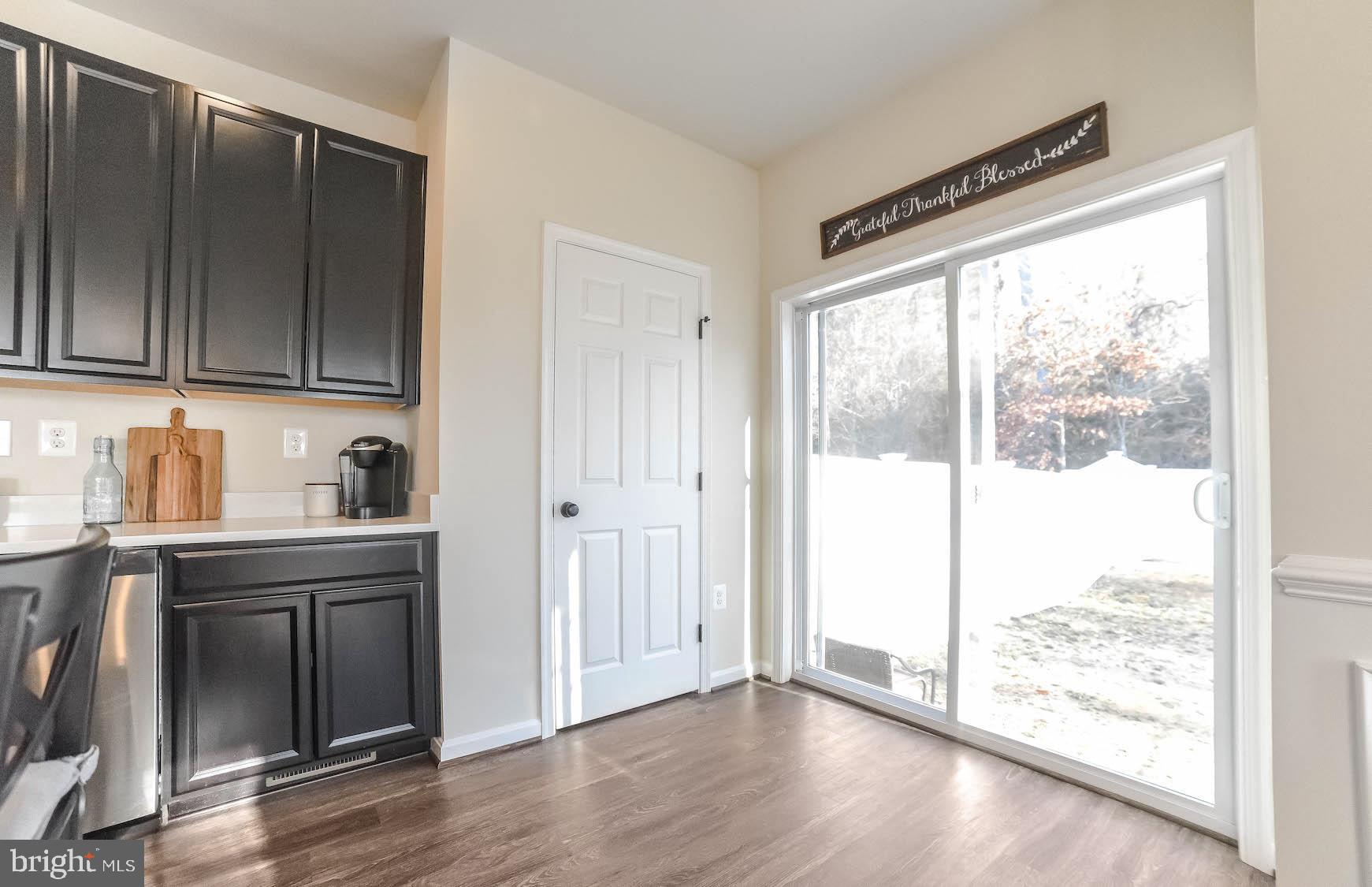 ELIZABETH HILLS - Residential