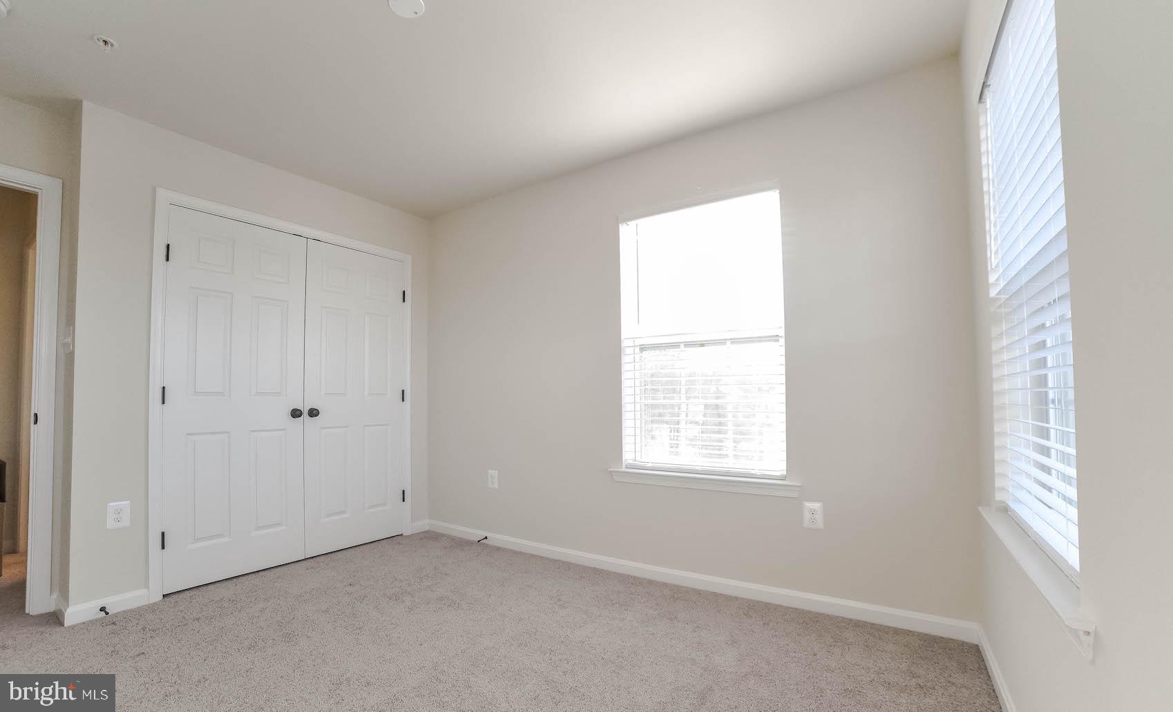 ELIZABETH HILLS - Residential