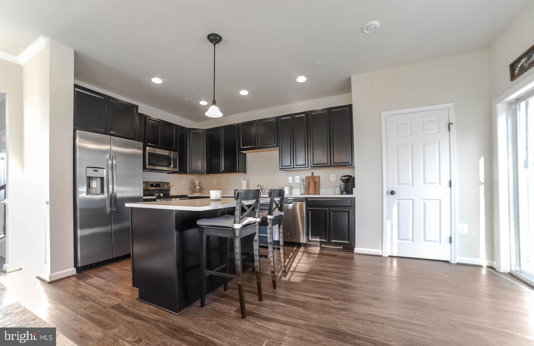 ELIZABETH HILLS - Residential