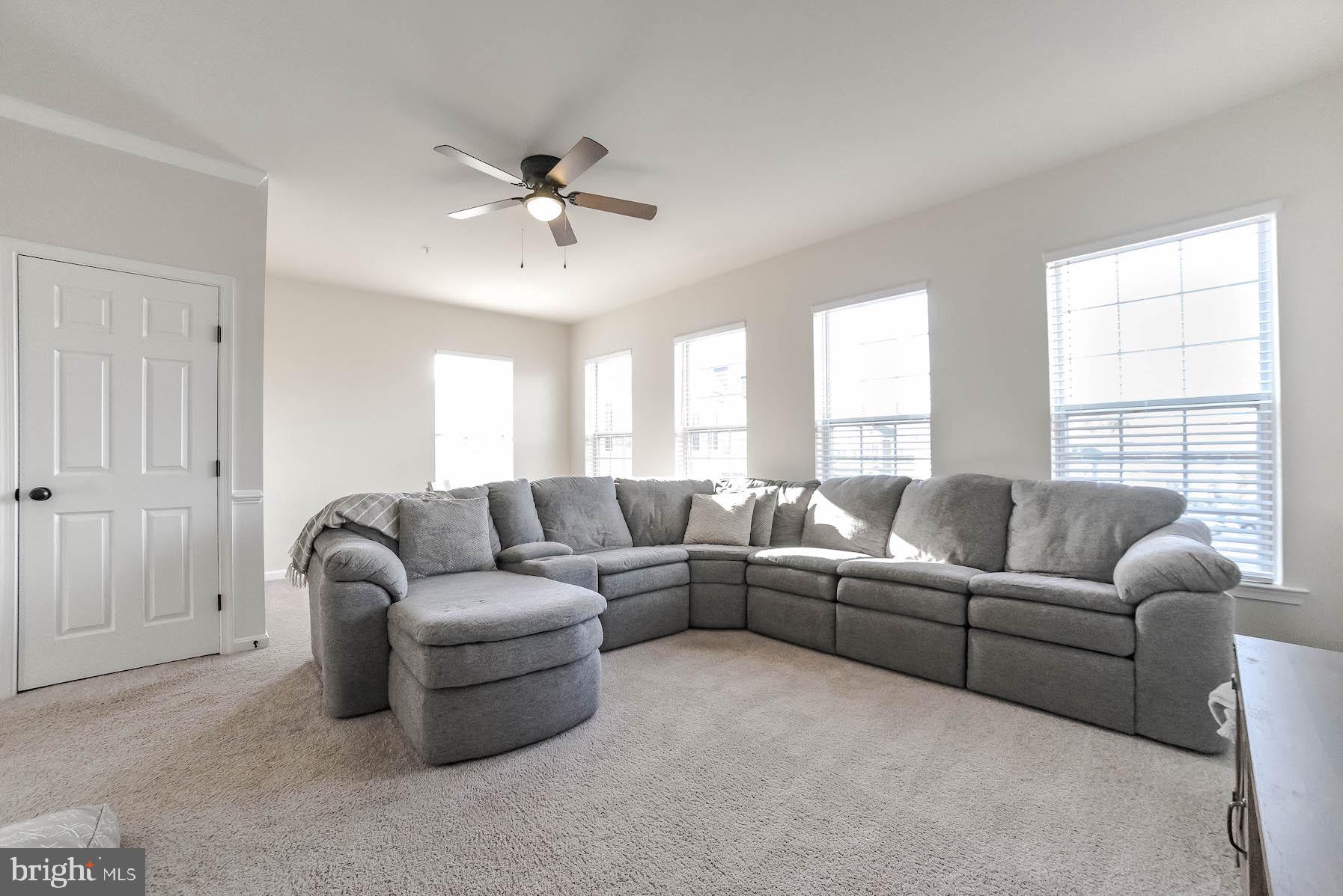 ELIZABETH HILLS - Residential