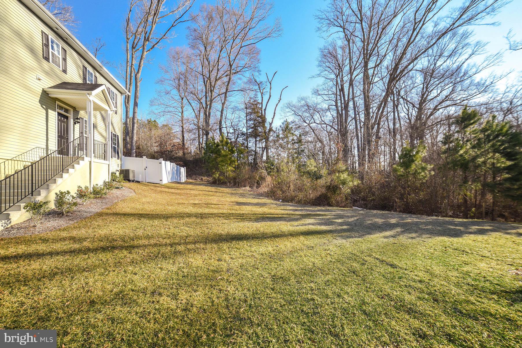 ELIZABETH HILLS - Residential