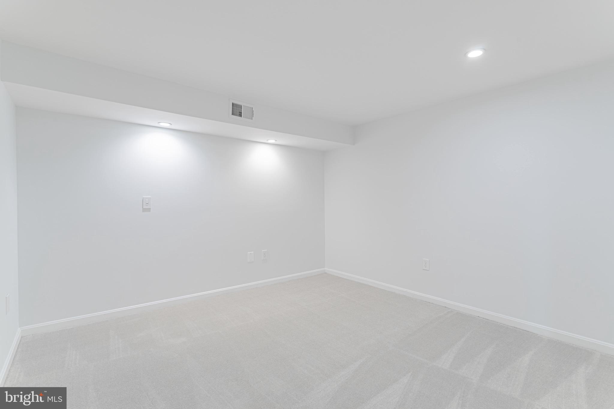 HEATHER GLEN - Residential