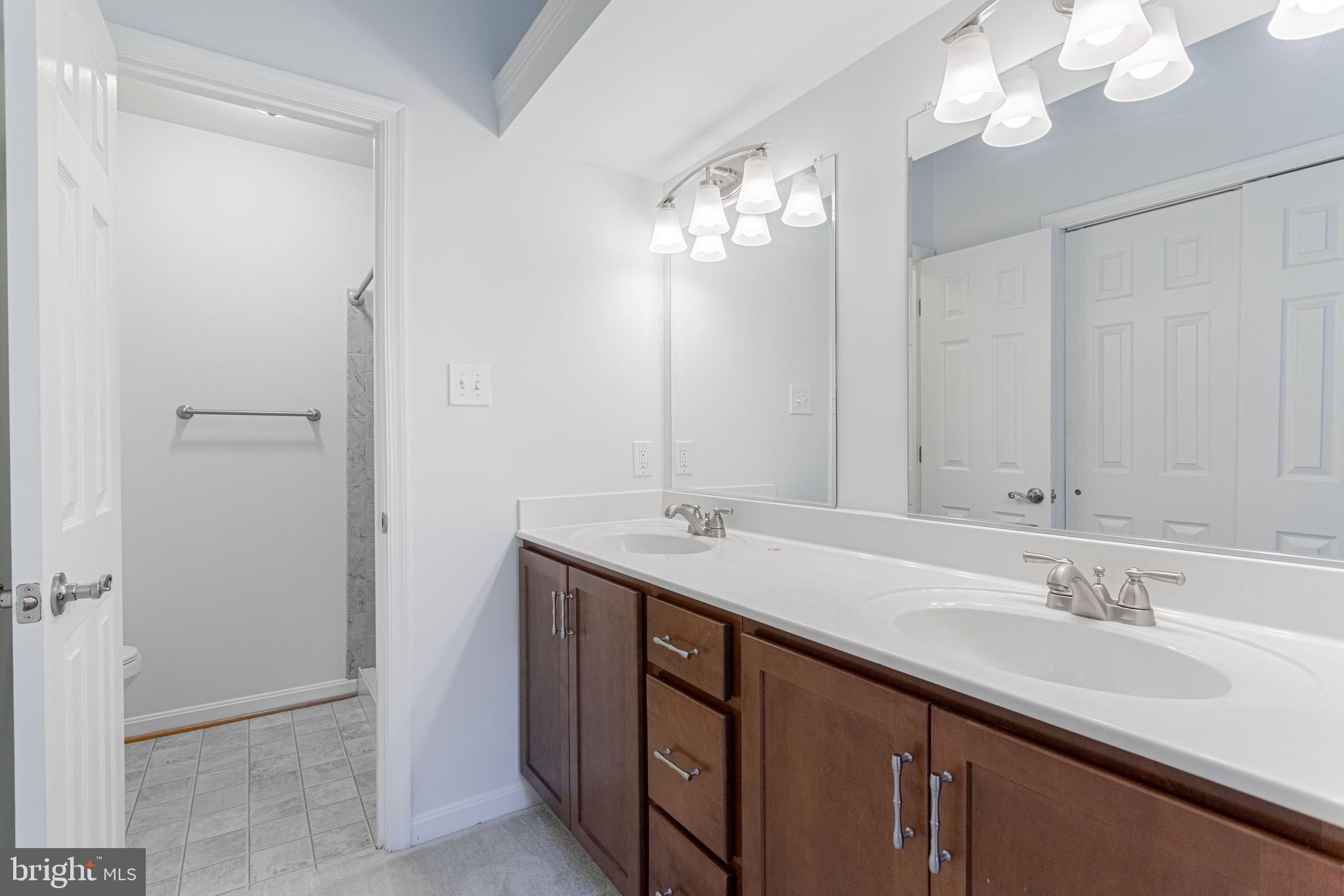 HEATHER GLEN - Residential