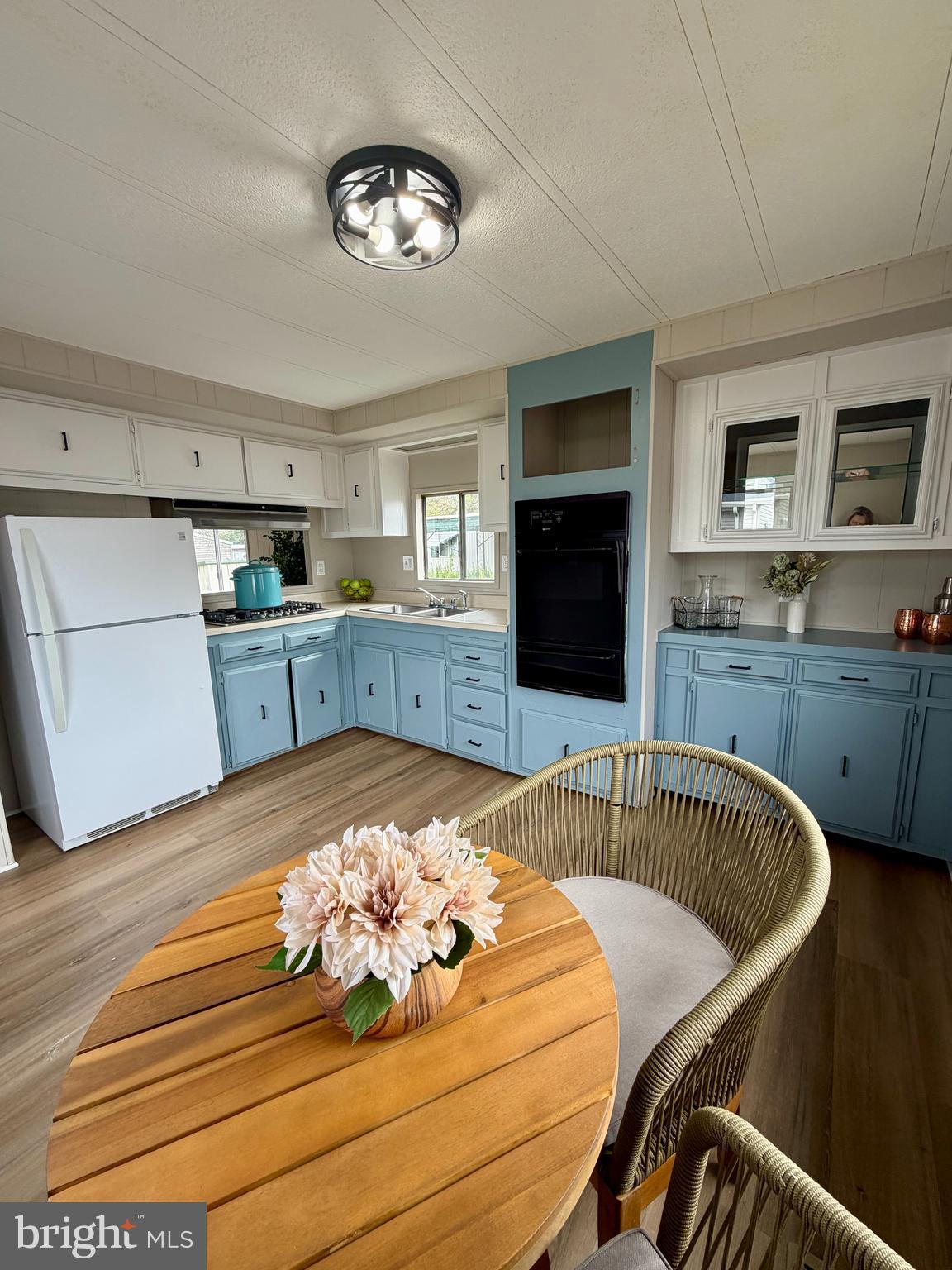 PENNWOOD CROSSING - Residential