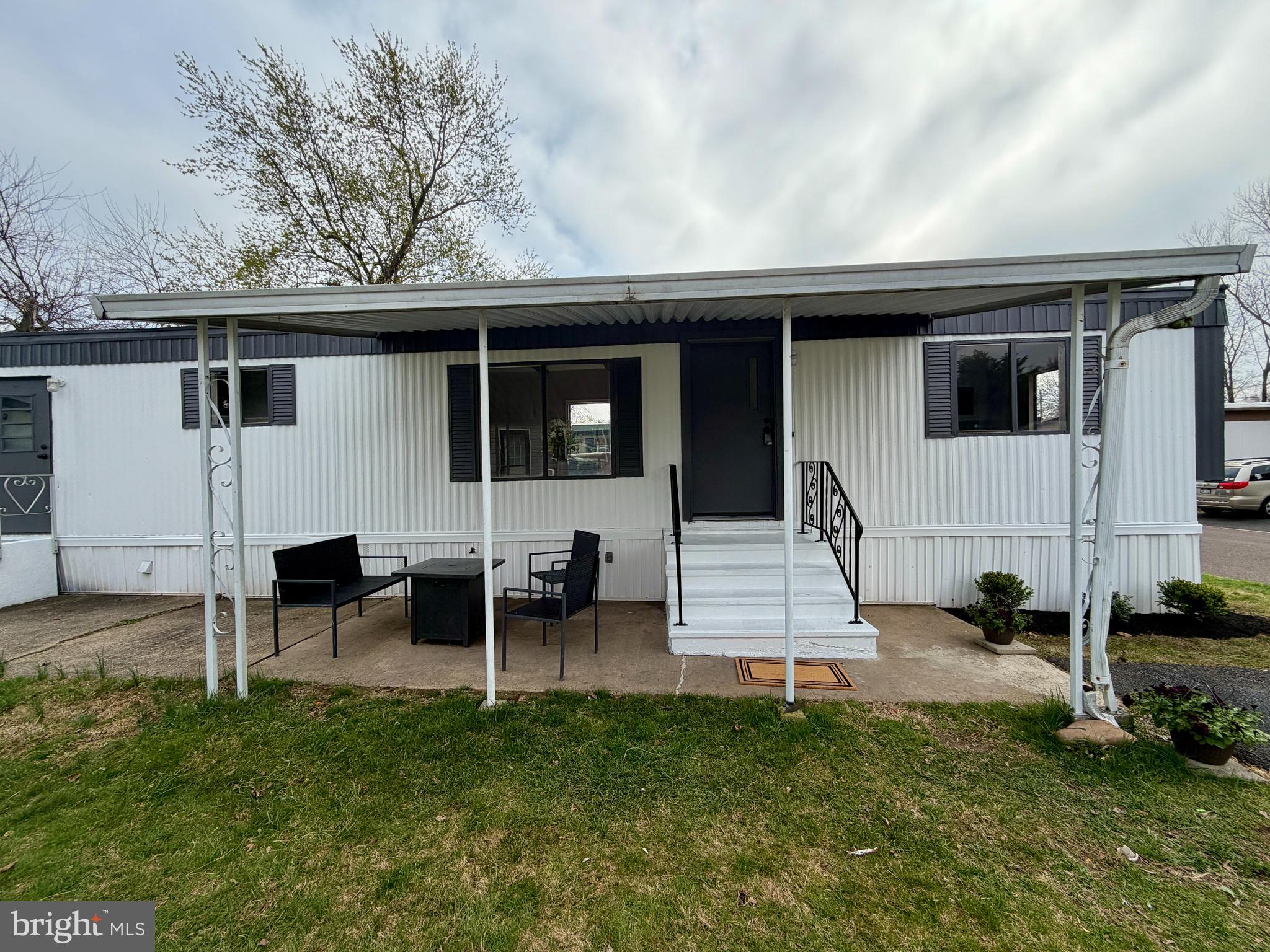 PENNWOOD CROSSING - Residential