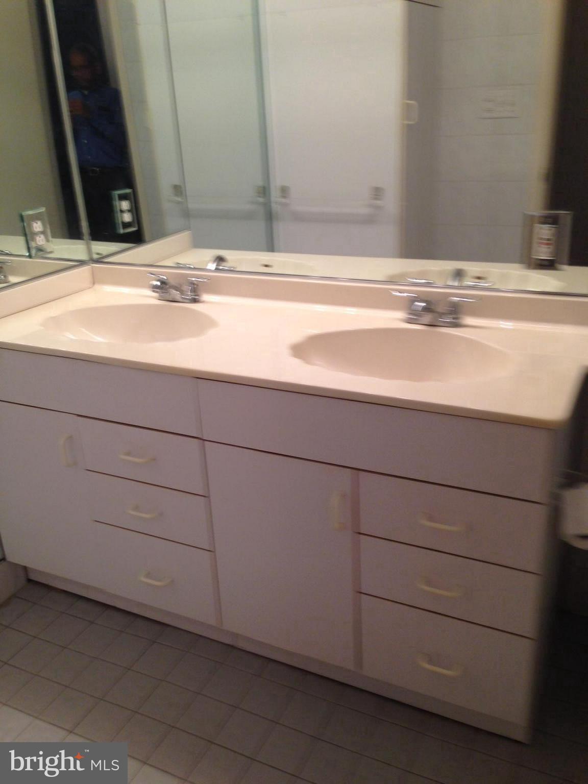 STEVENSON VILLAGE - Residential Lease