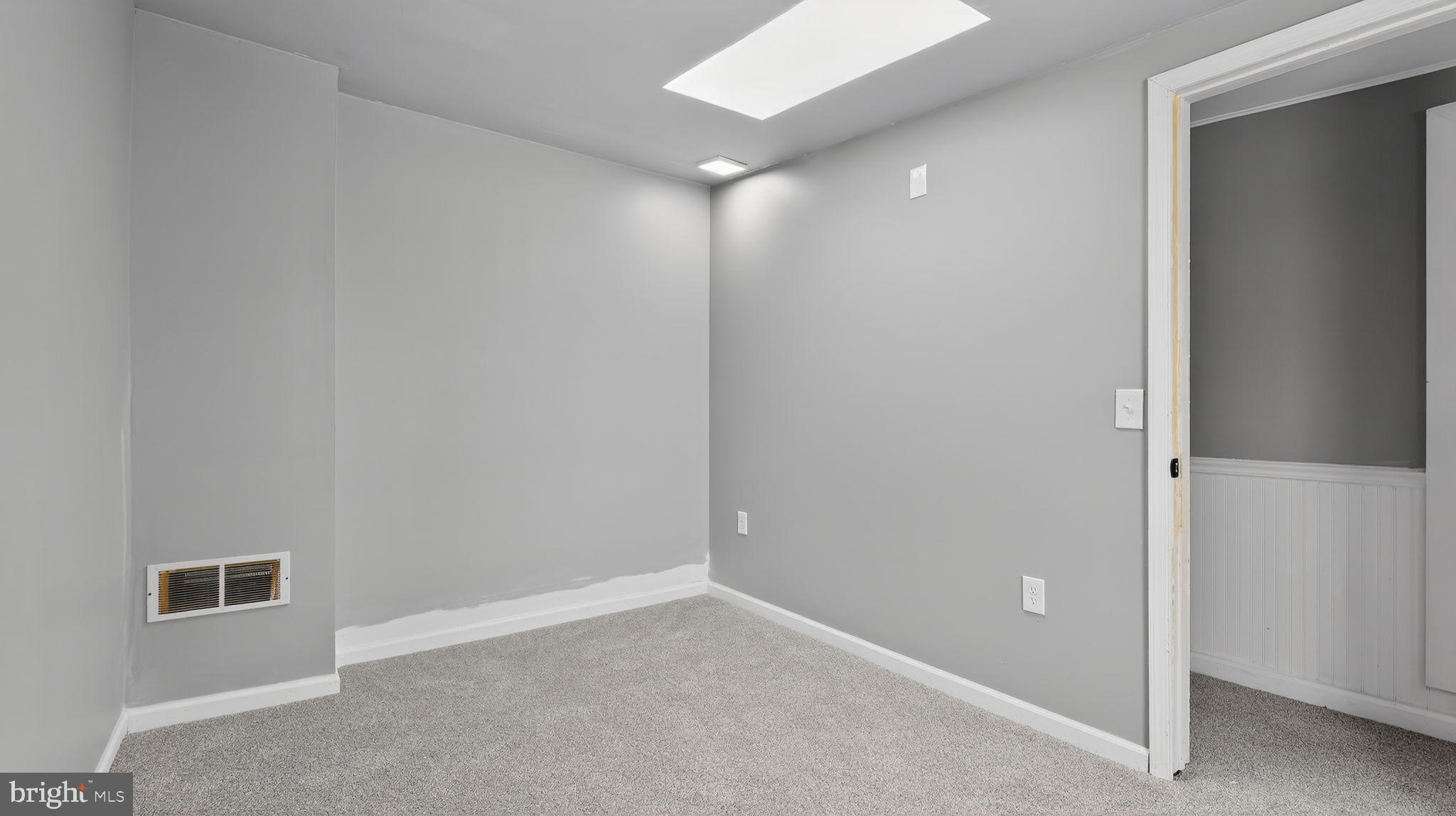 LEBANON CITY - Residential