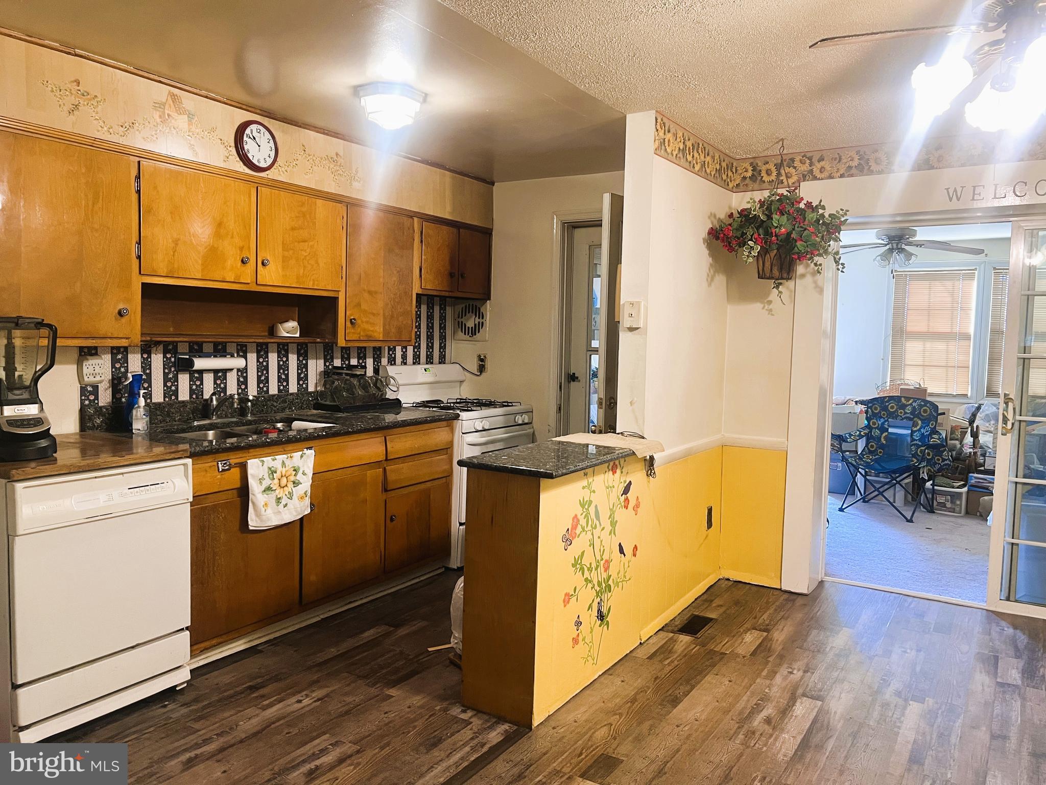 NORTH POINT VILLAGE - Residential