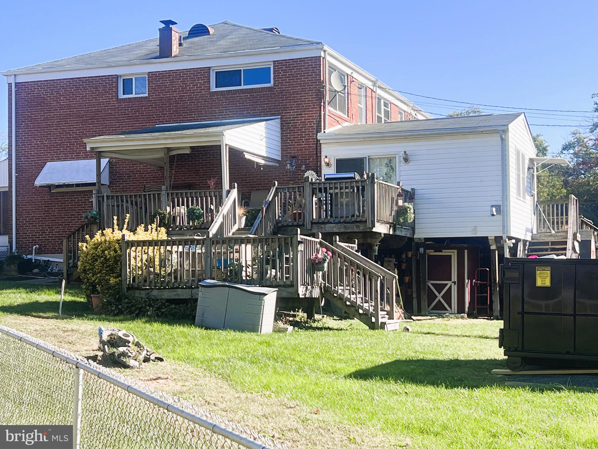 NORTH POINT VILLAGE - Residential