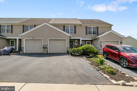 Photo of 341 Wild Cherry Lane, MARIETTA, PA 17547 (MLS # PALA2075422)