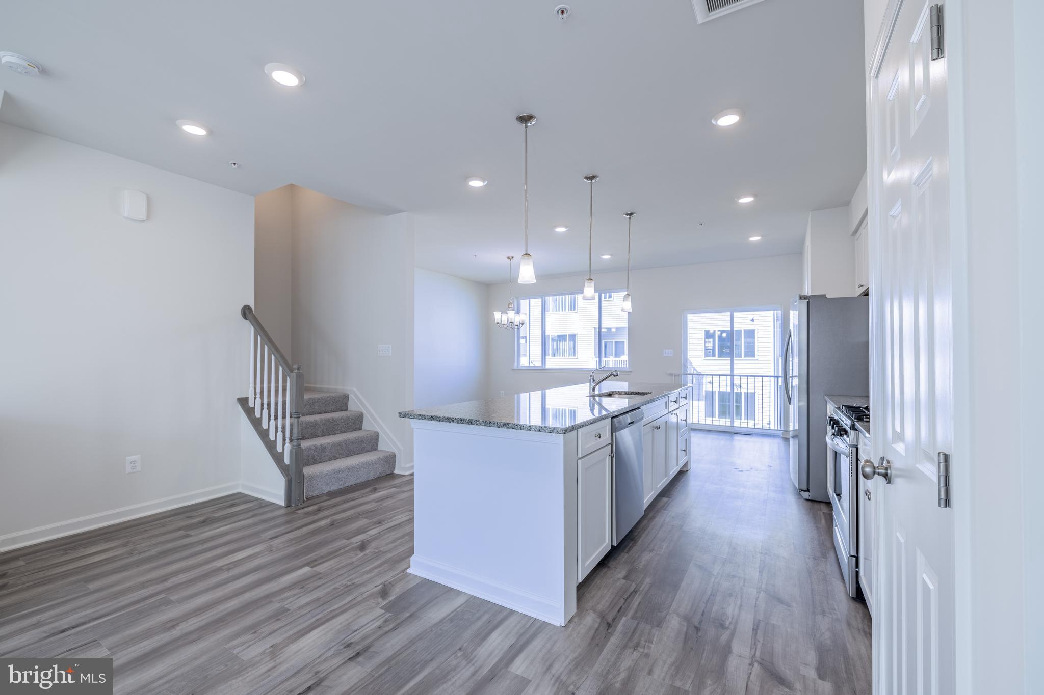 ELLENDALE - Residential