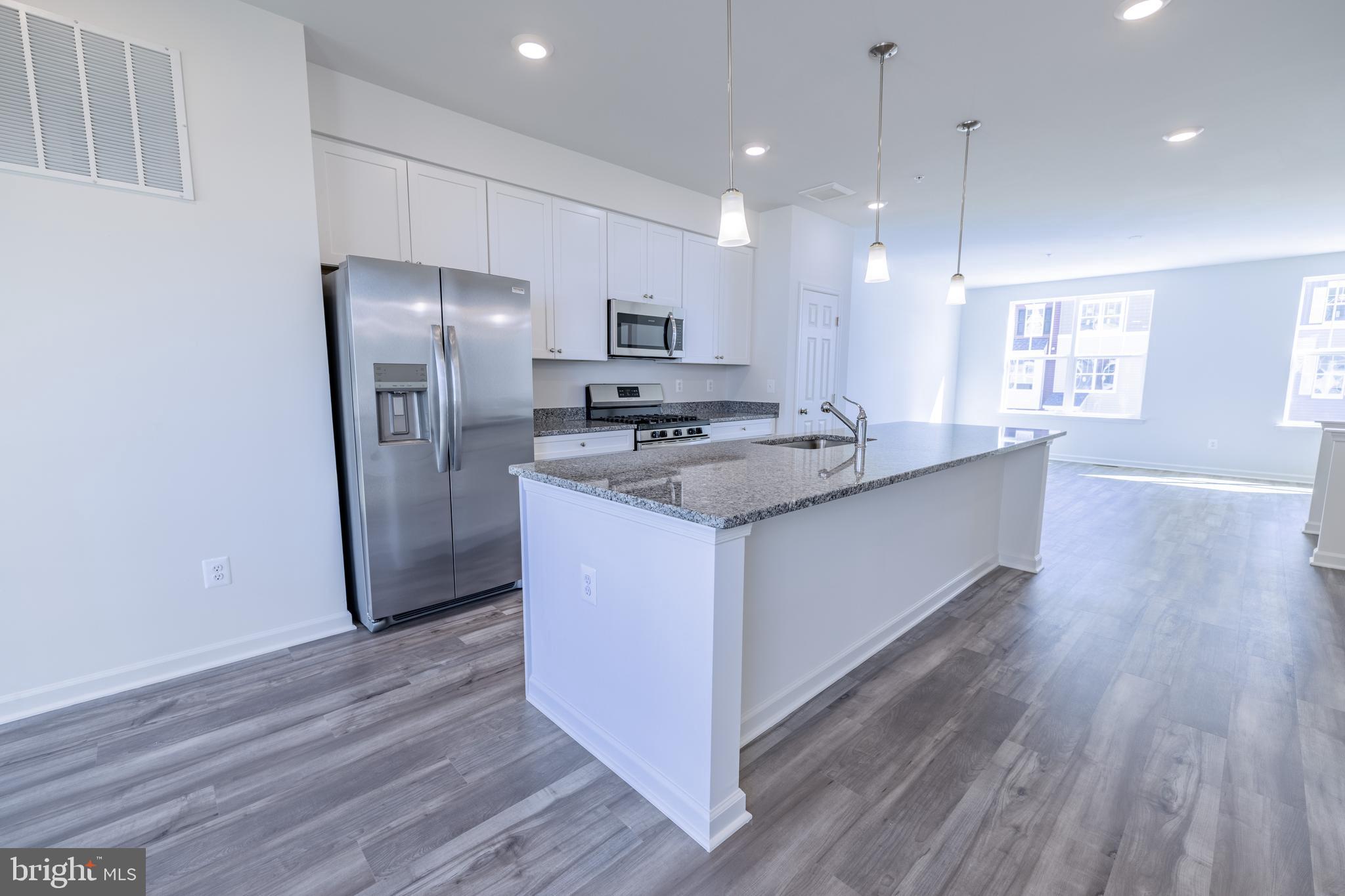 ELLENDALE - Residential