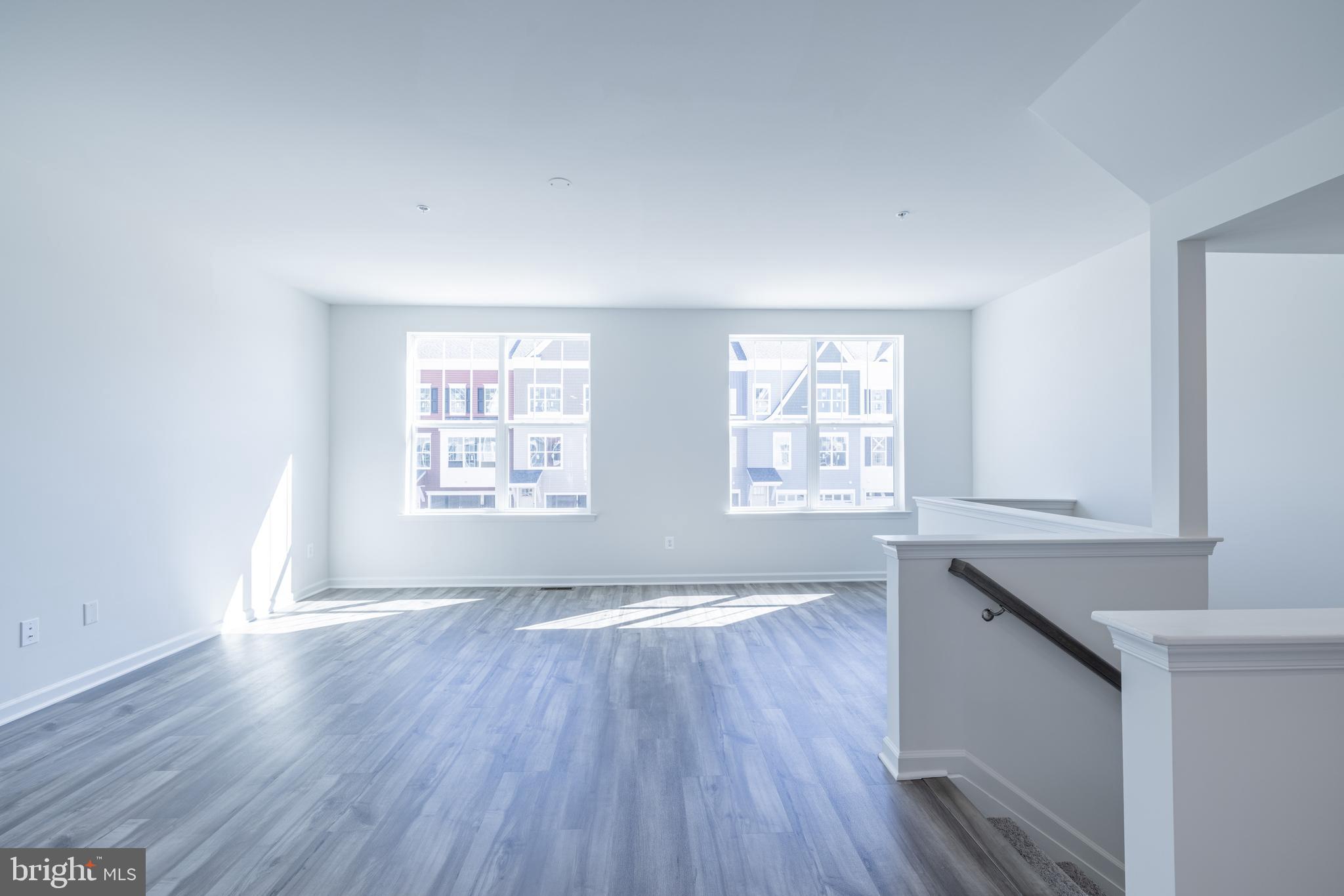 ELLENDALE - Residential