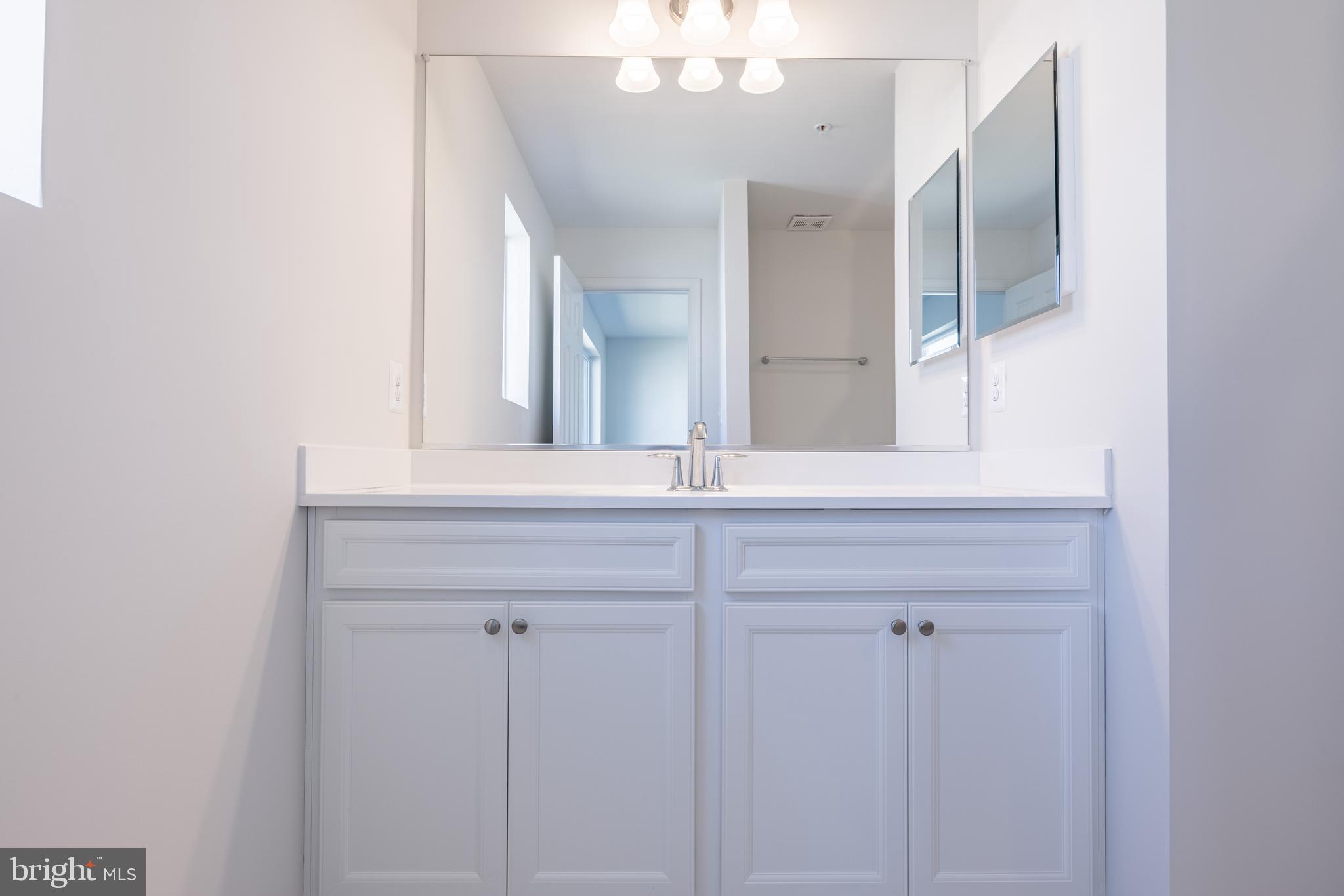 ELLENDALE - Residential