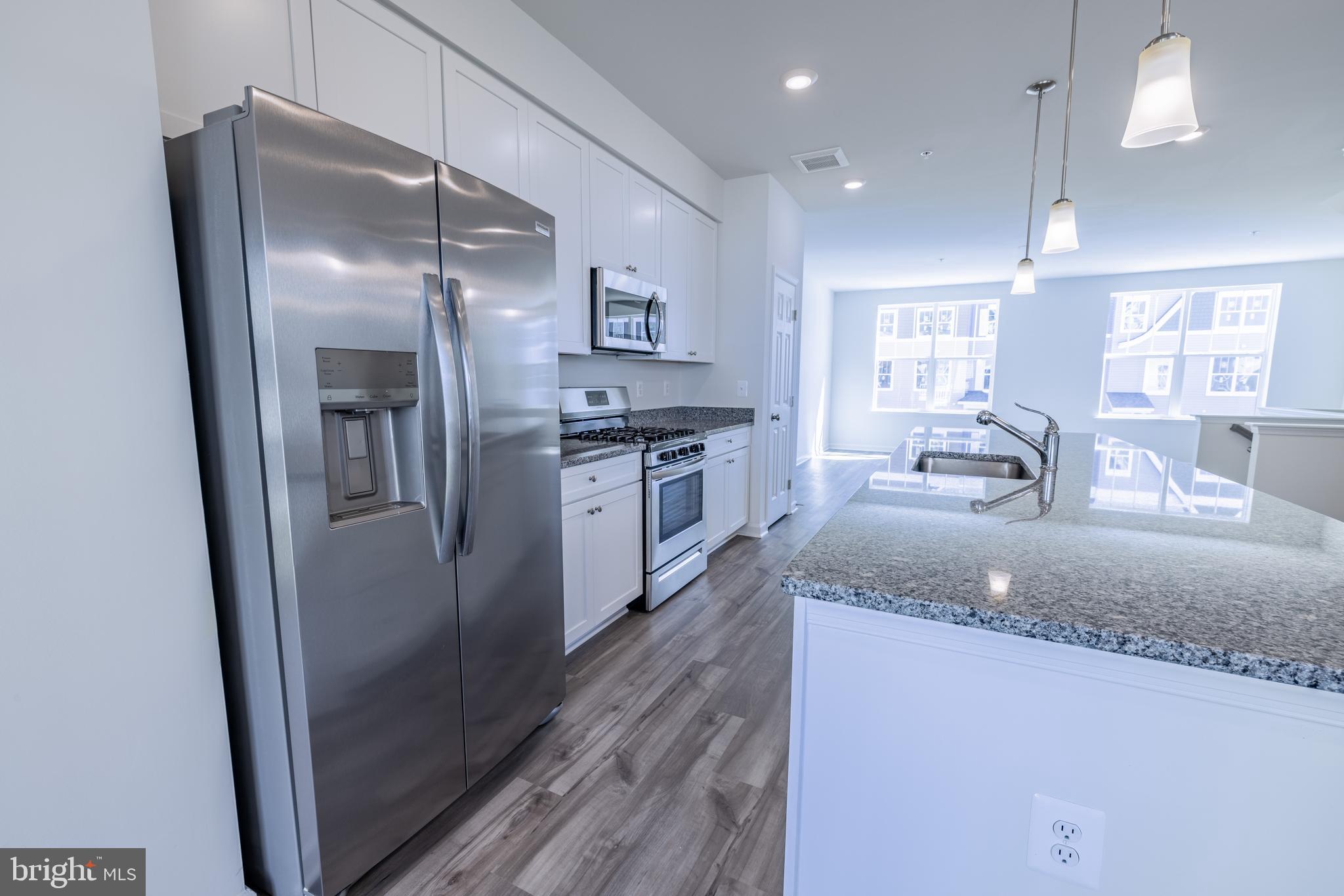 ELLENDALE - Residential