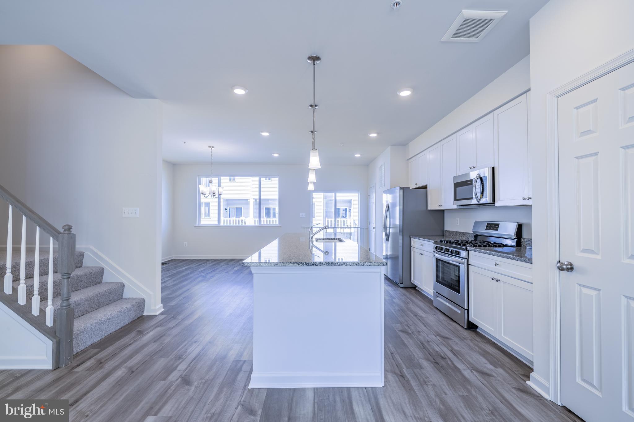 ELLENDALE - Residential