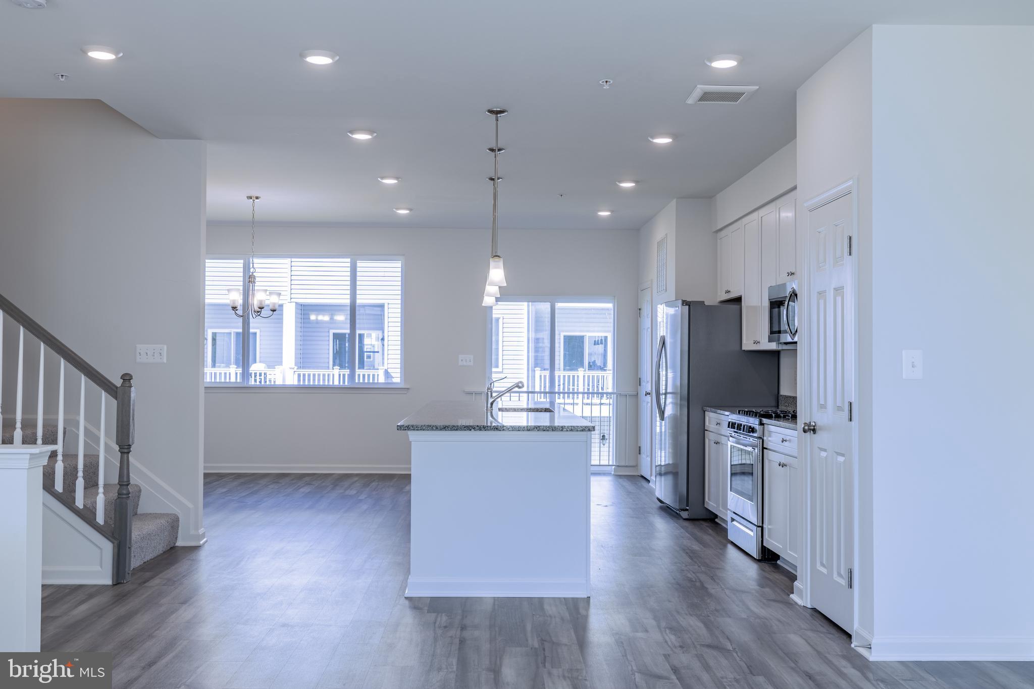 ELLENDALE - Residential