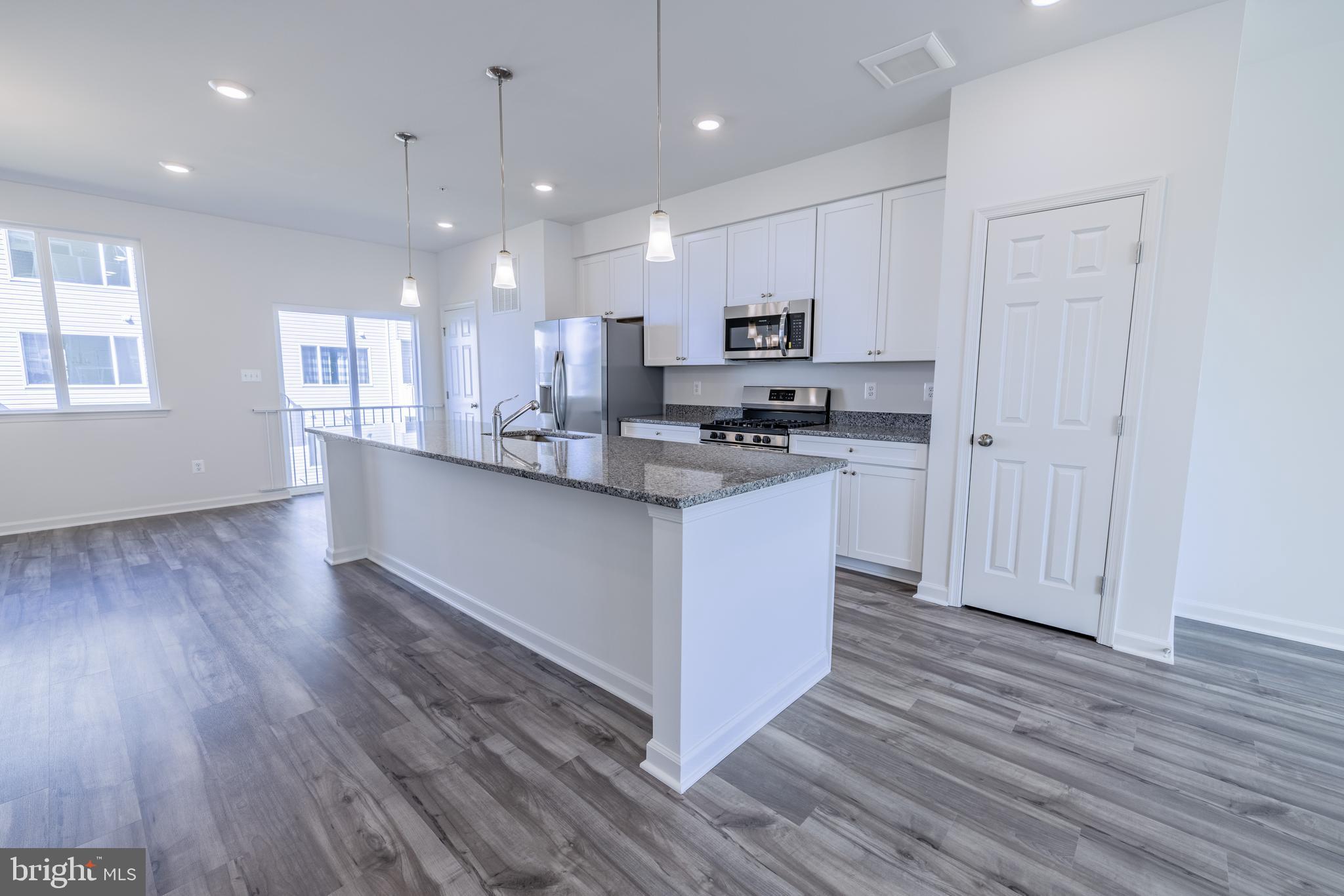 ELLENDALE - Residential