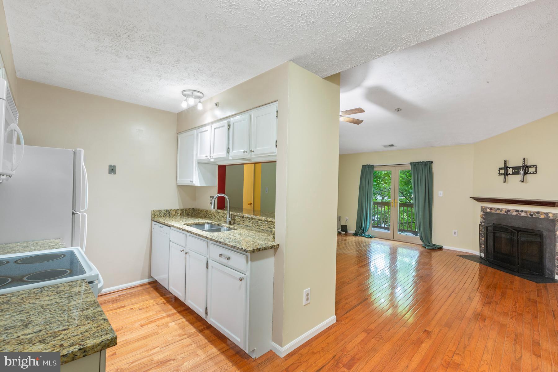 ROCKBURN COMMONS - Residential