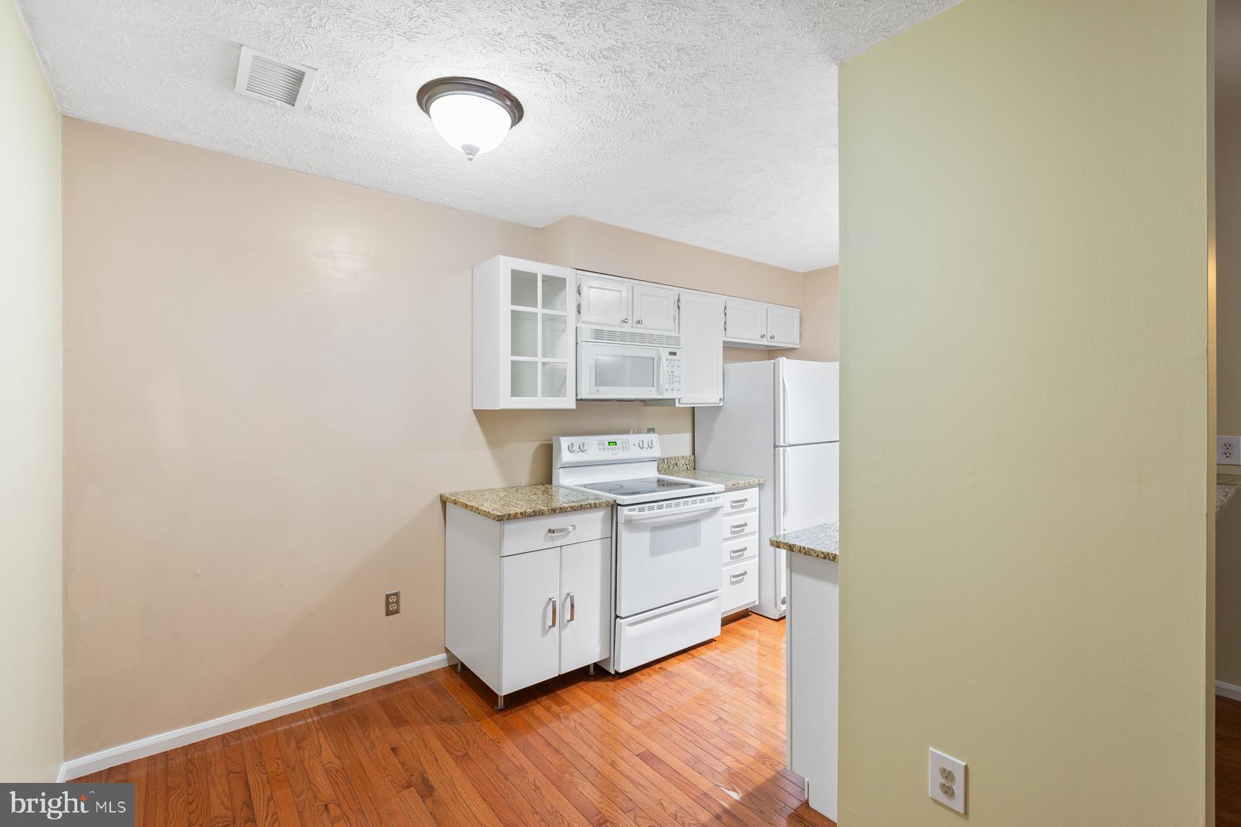 ROCKBURN COMMONS - Residential