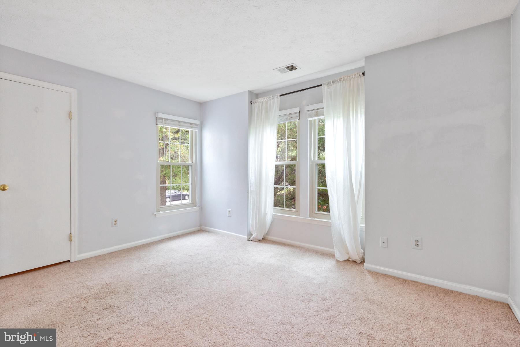 ROCKBURN COMMONS - Residential