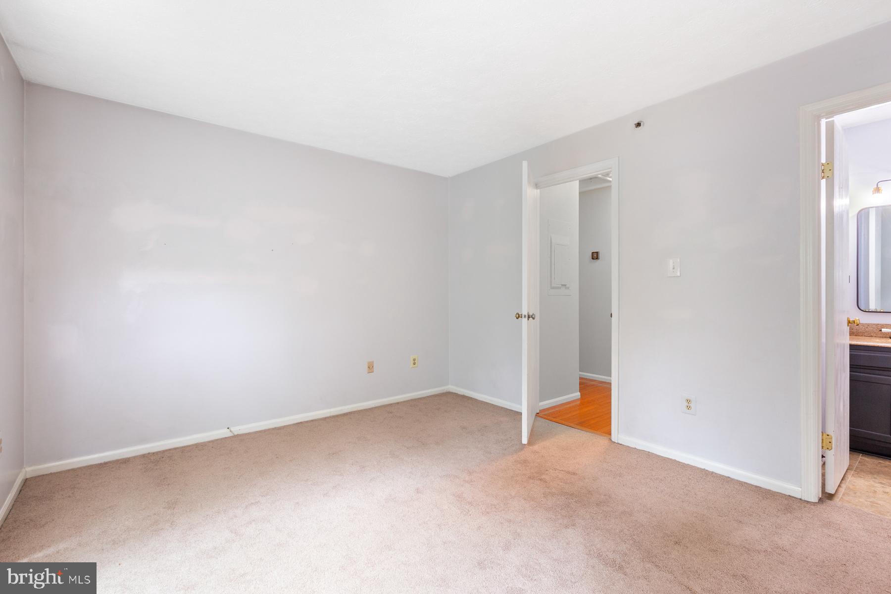 ROCKBURN COMMONS - Residential