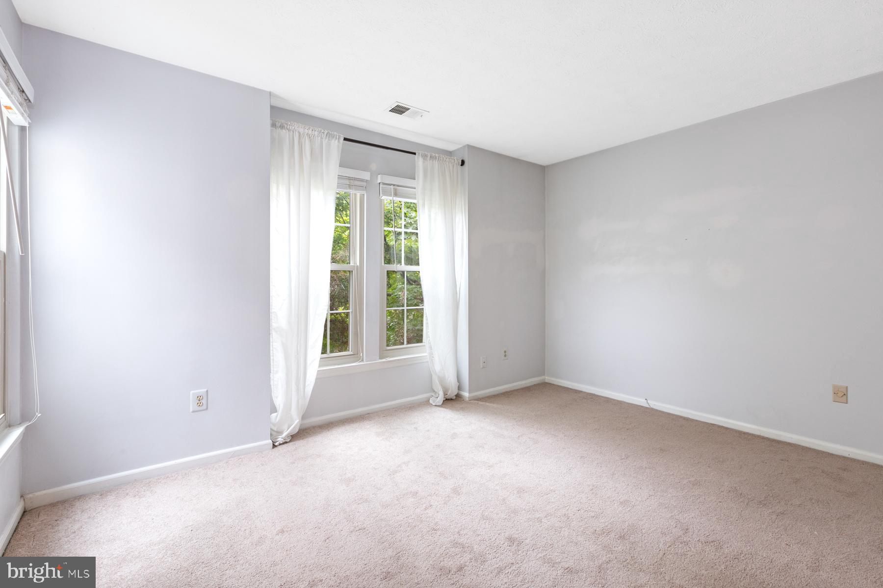 ROCKBURN COMMONS - Residential