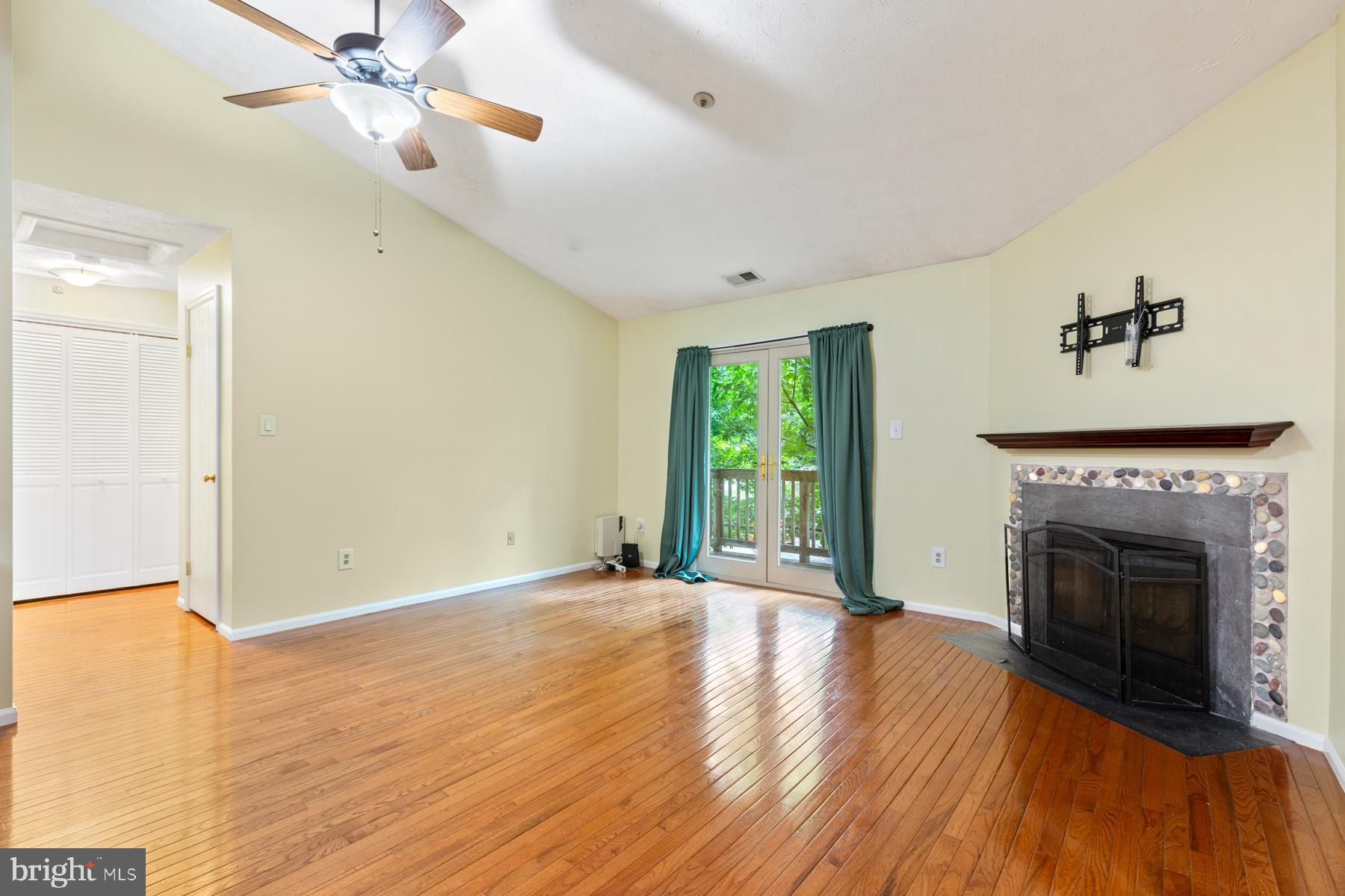 ROCKBURN COMMONS - Residential