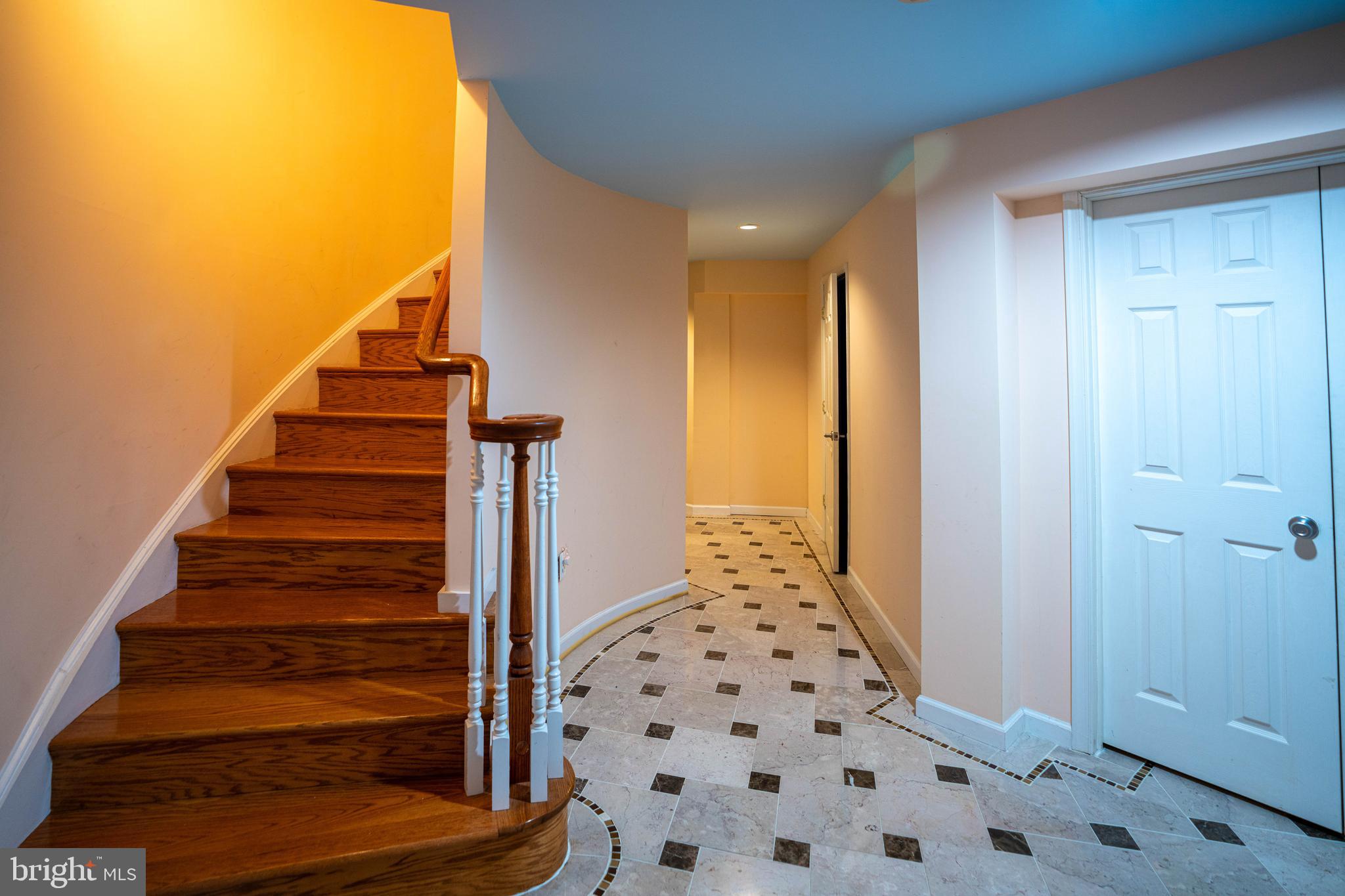 LORTON VALLEY - Residential Lease