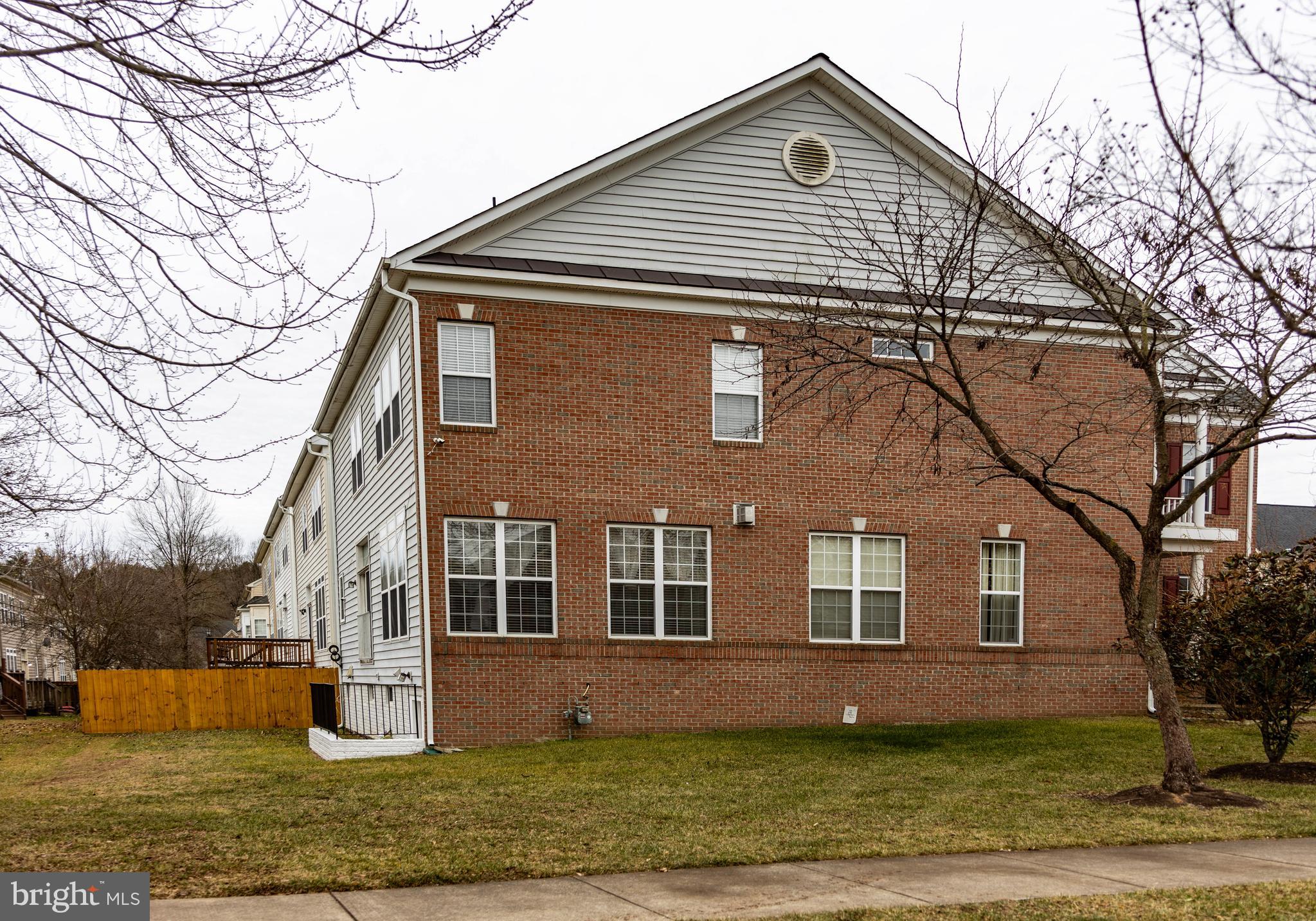 LORTON VALLEY - Residential Lease