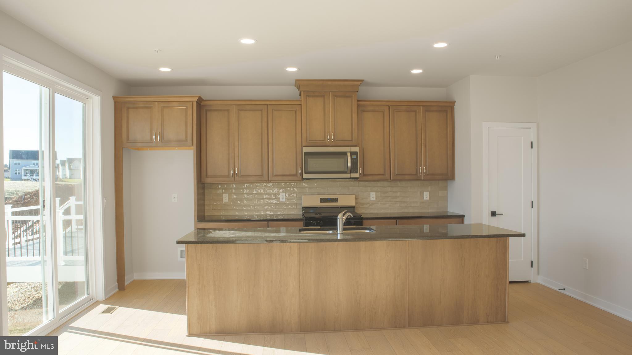 KING OF PRUSSIA - Residential Lease