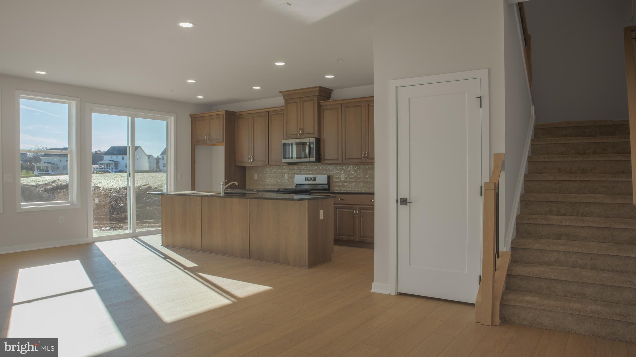 KING OF PRUSSIA - Residential Lease