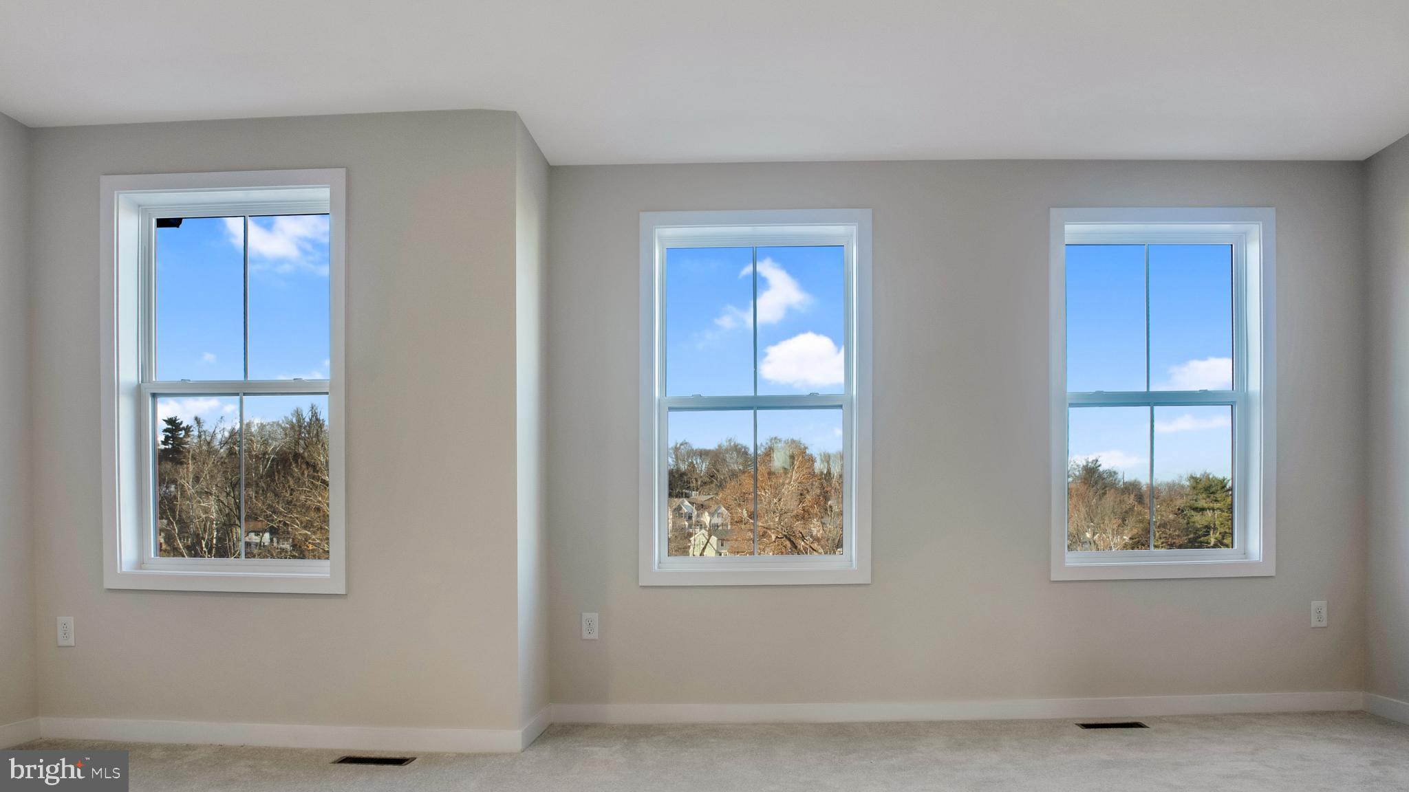 KING OF PRUSSIA - Residential Lease