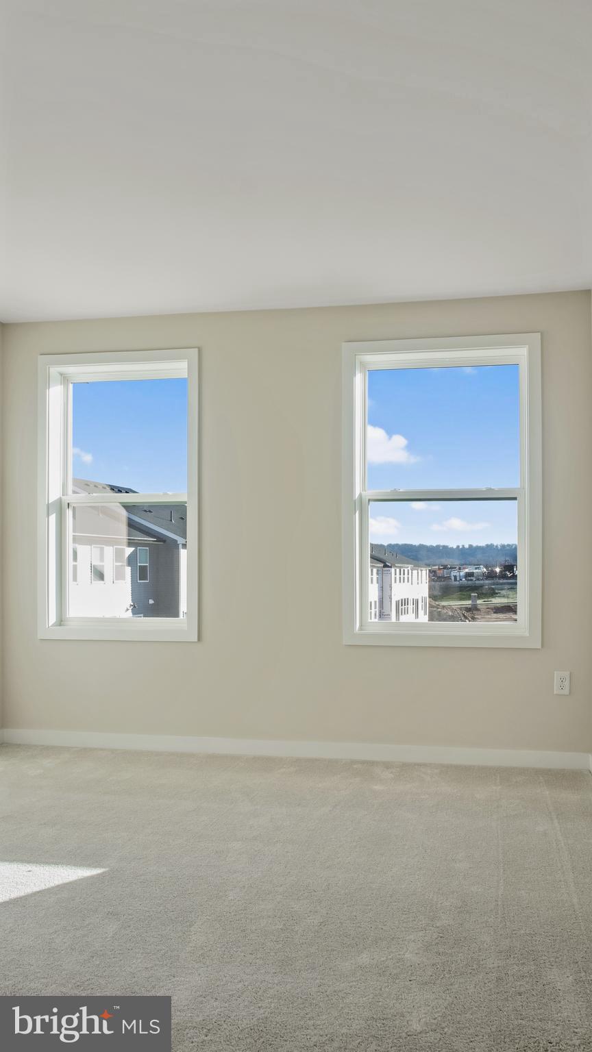 KING OF PRUSSIA - Residential Lease