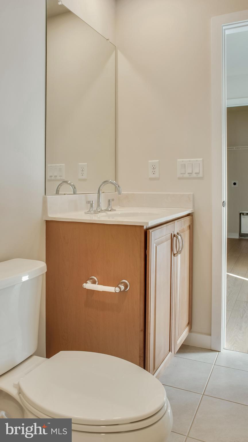 KING OF PRUSSIA - Residential Lease